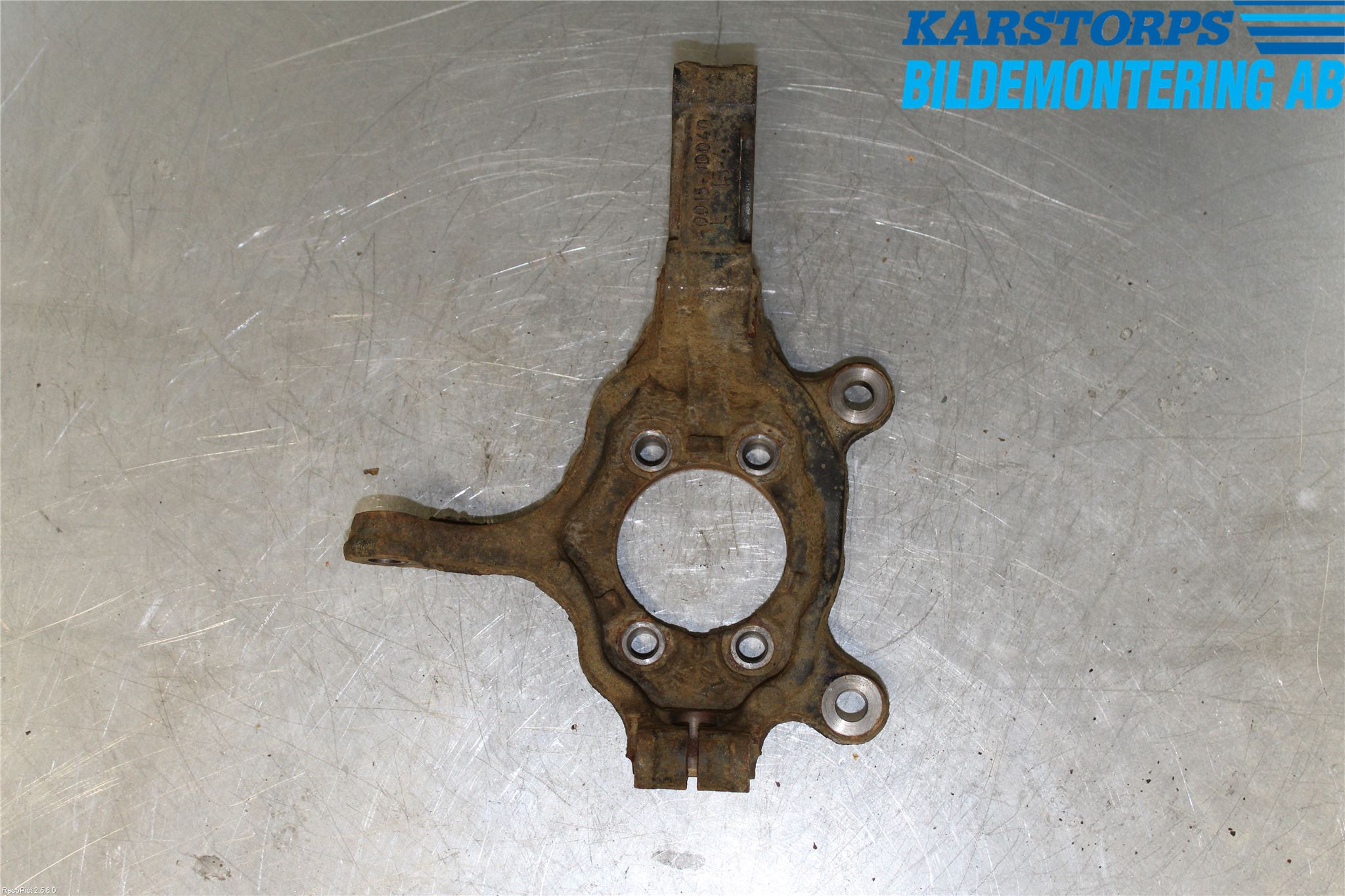 Nissan QASHQAI 10-14 Styrspindel Lagerhus Vä