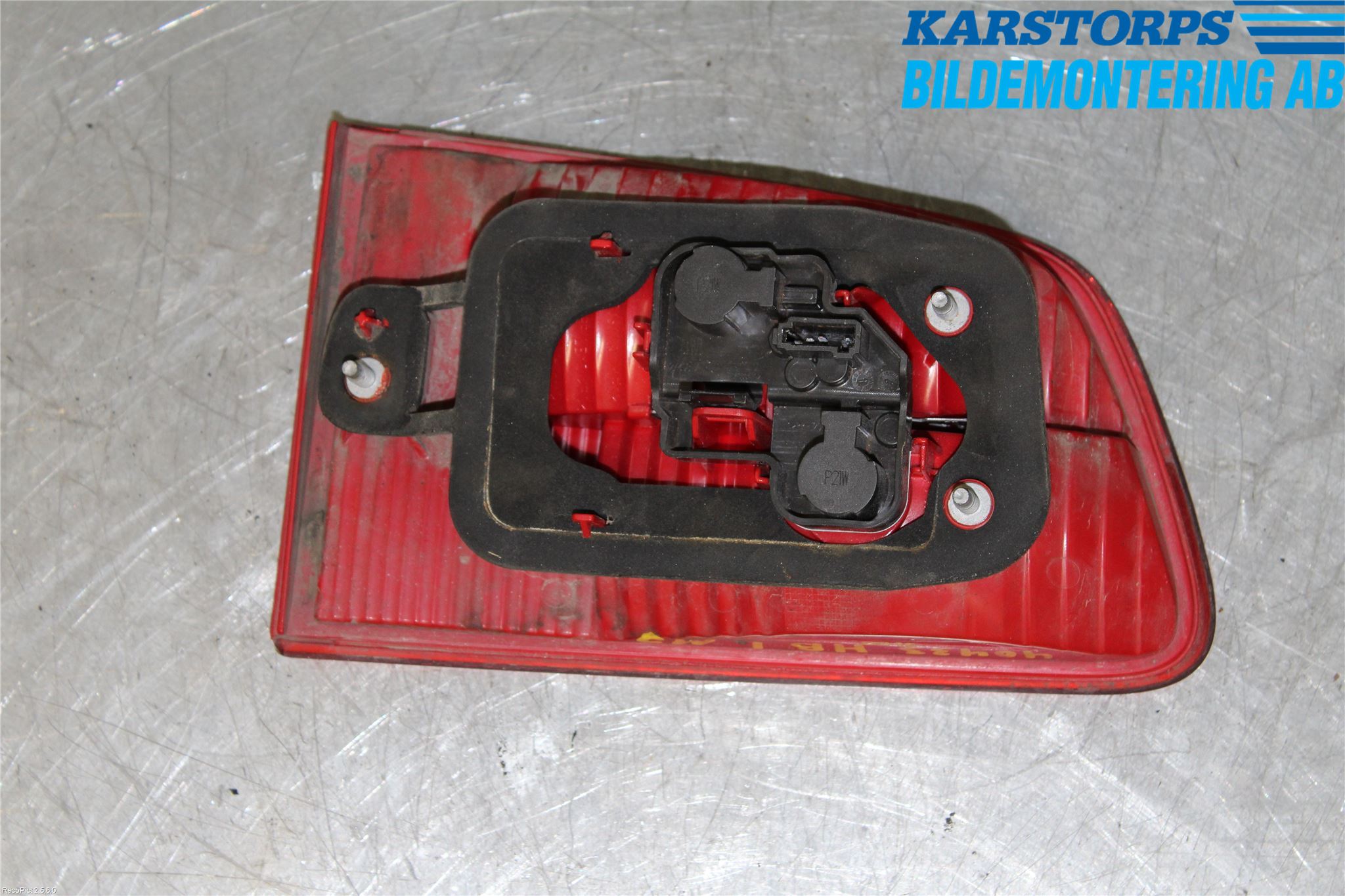 Saab 9-5     06-10 Bakljus Lucka Hö