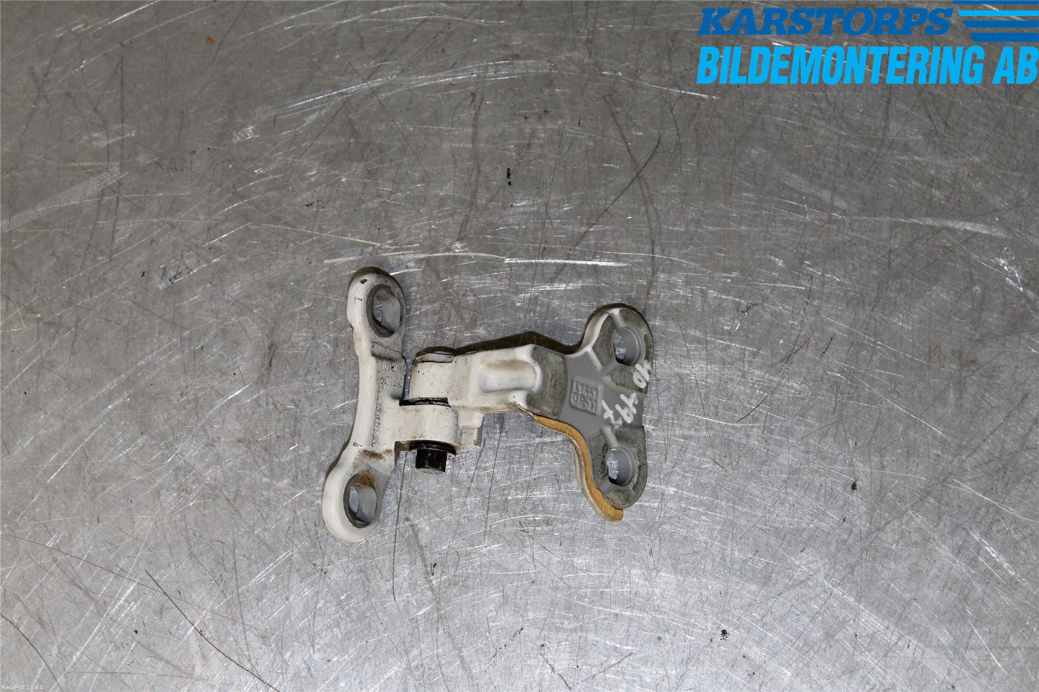 Volvo V50 08-12 Dörrgångjärn