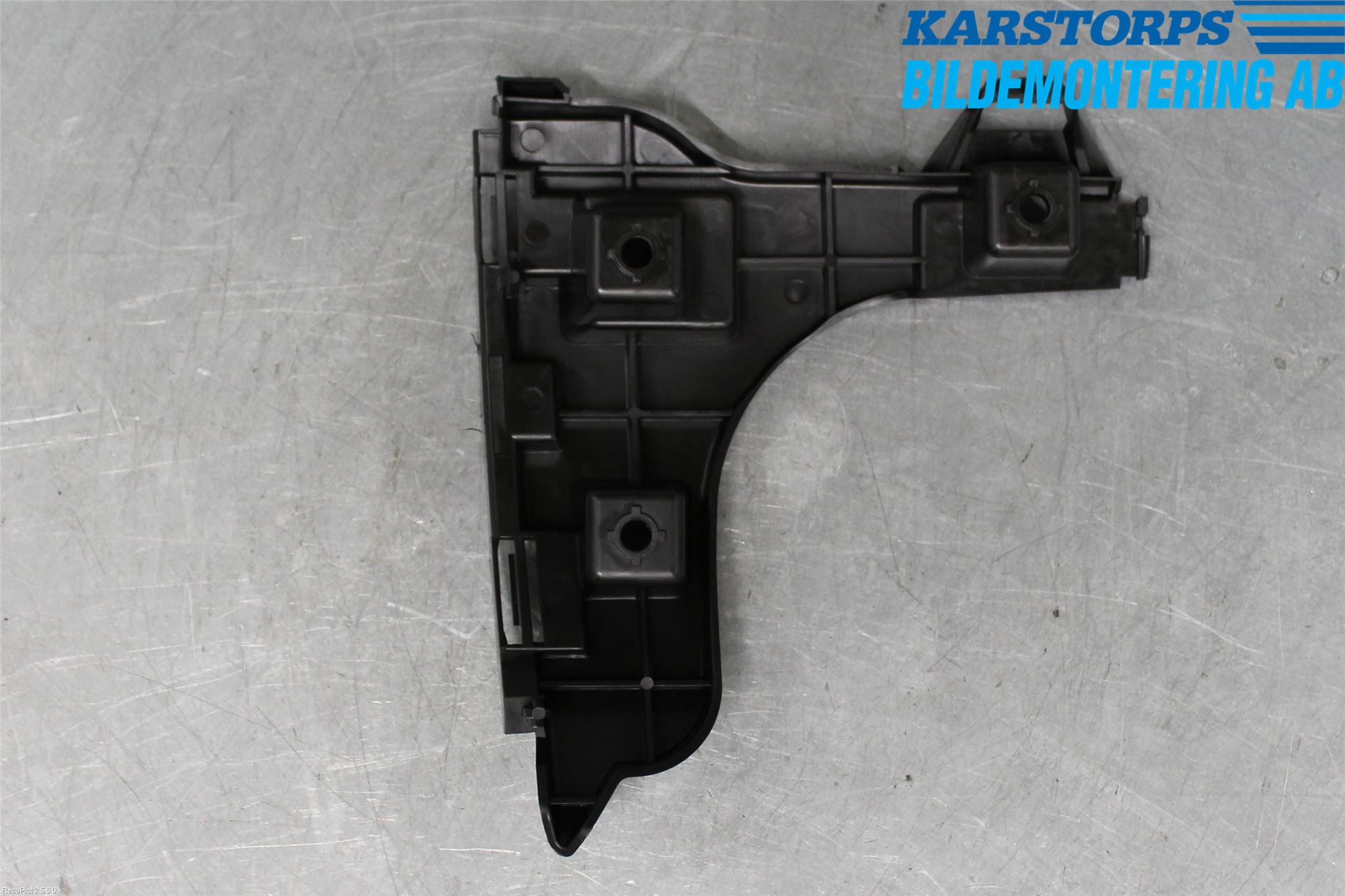 Volvo XC60 09-13 Stötfångarfäste Bak Hö