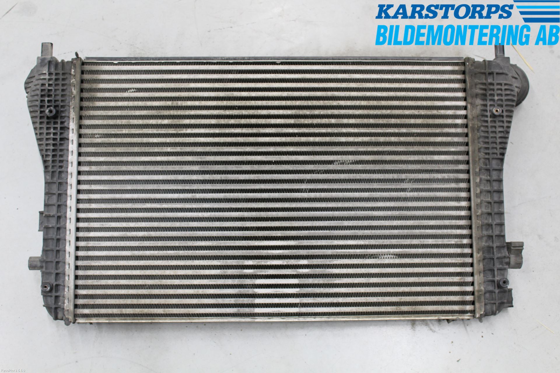 Volkswagen VW PASSAT 05-11 Laddluft-Intercooler Kyl