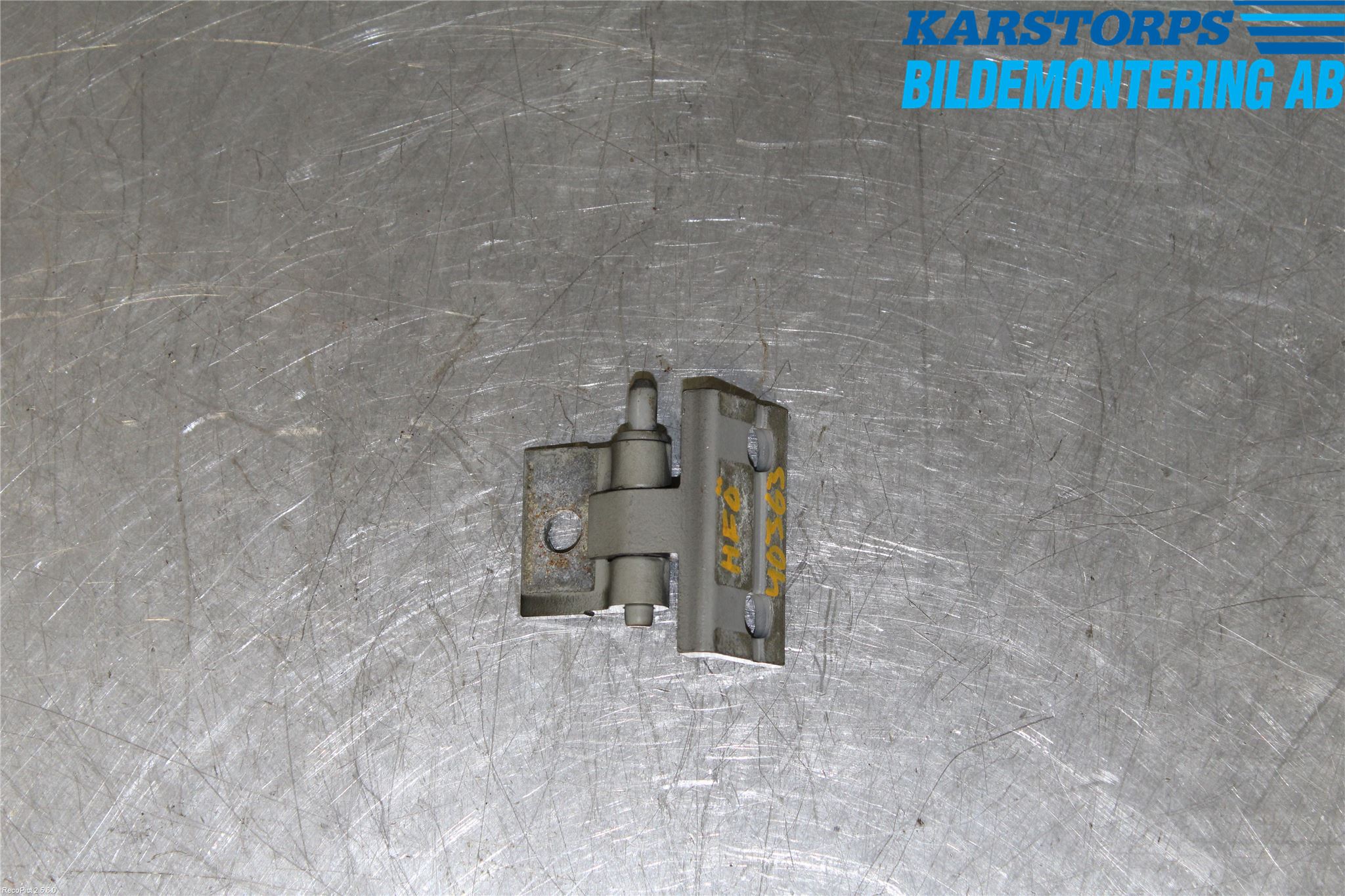 Volvo V70 00-04 Dörrgångjärn