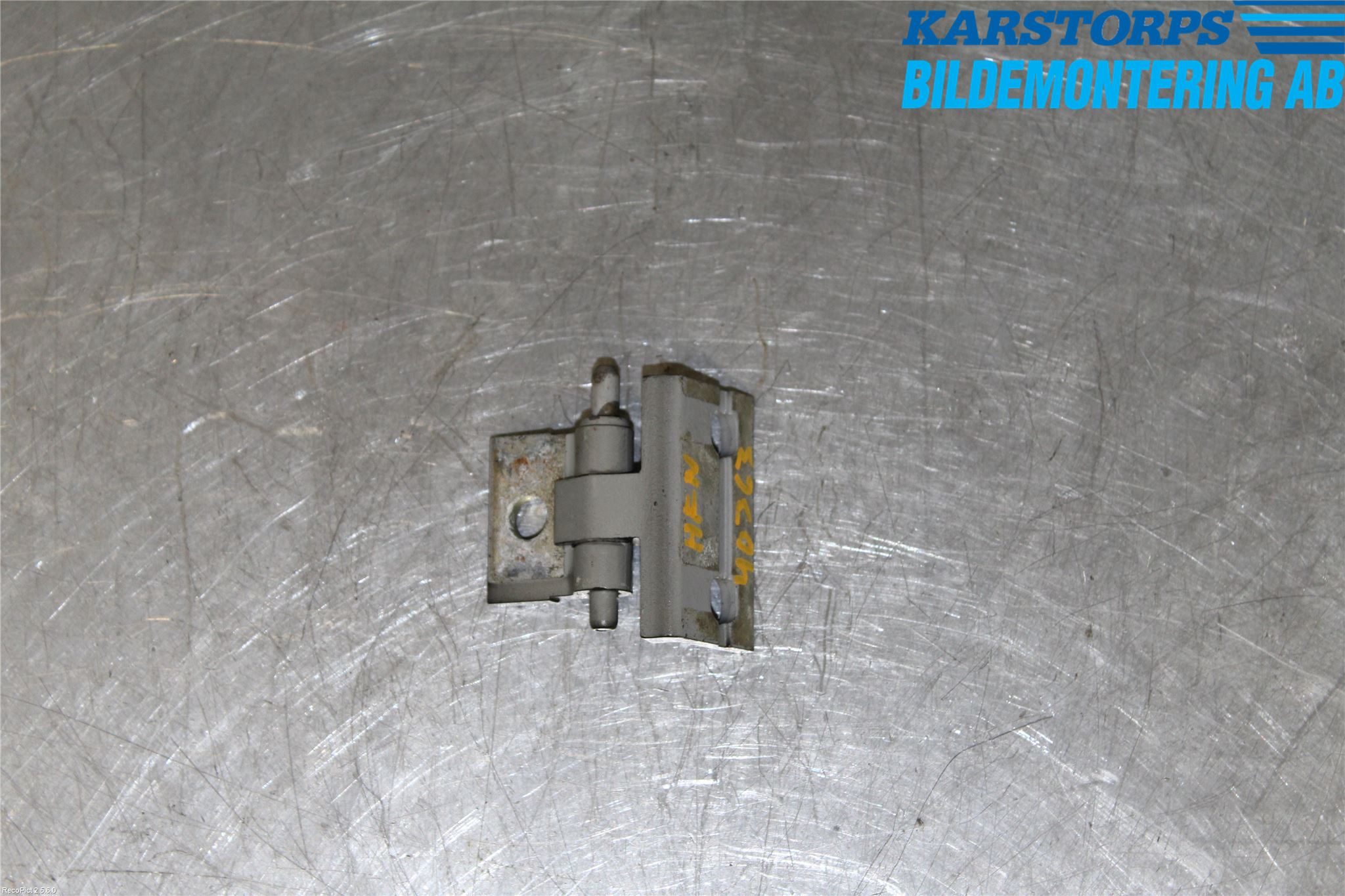 Volvo V70 00-04 Dörrgångjärn