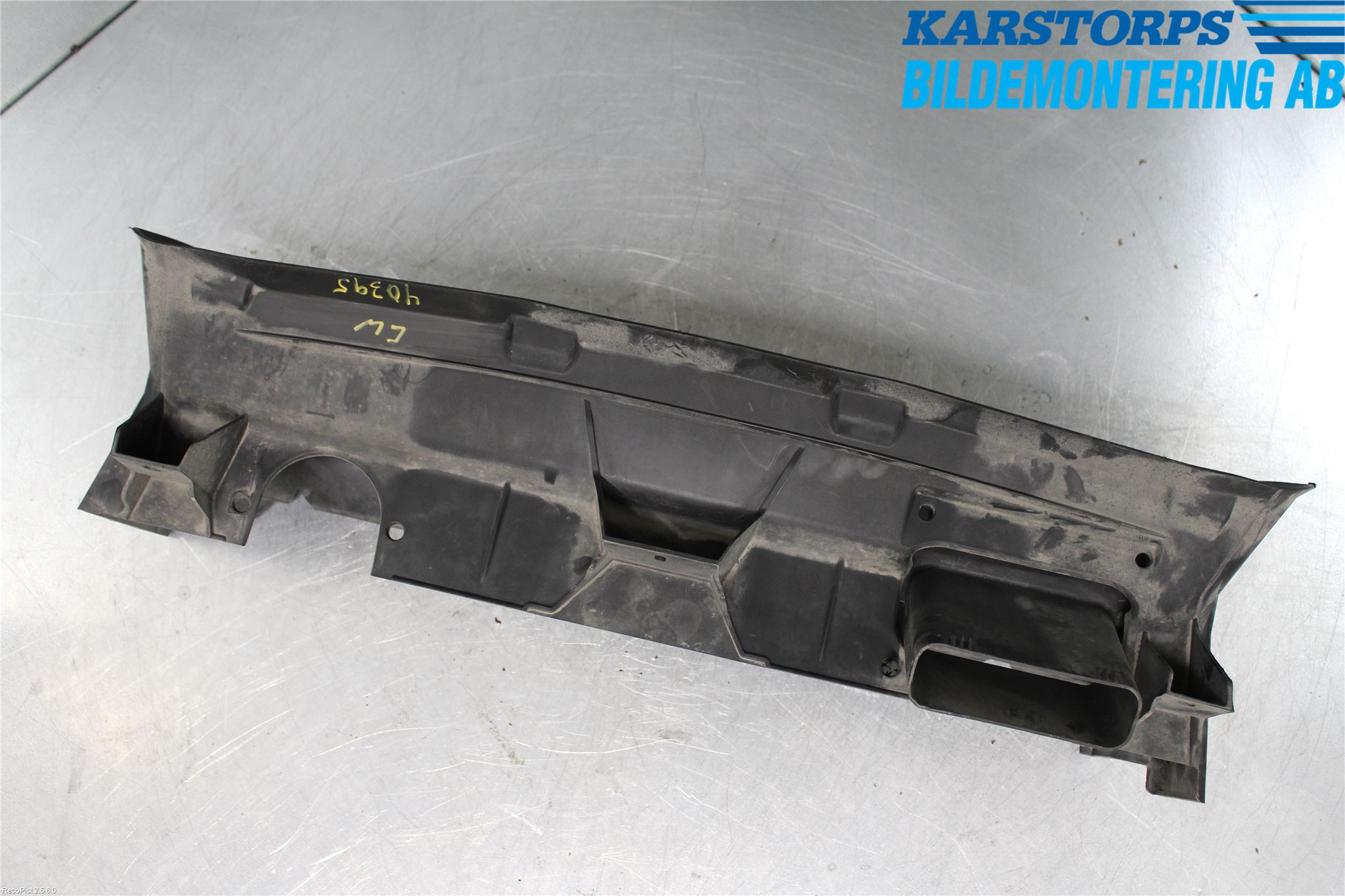 Volvo S40 04-07 Deflektor Plåt-Plast Kylning