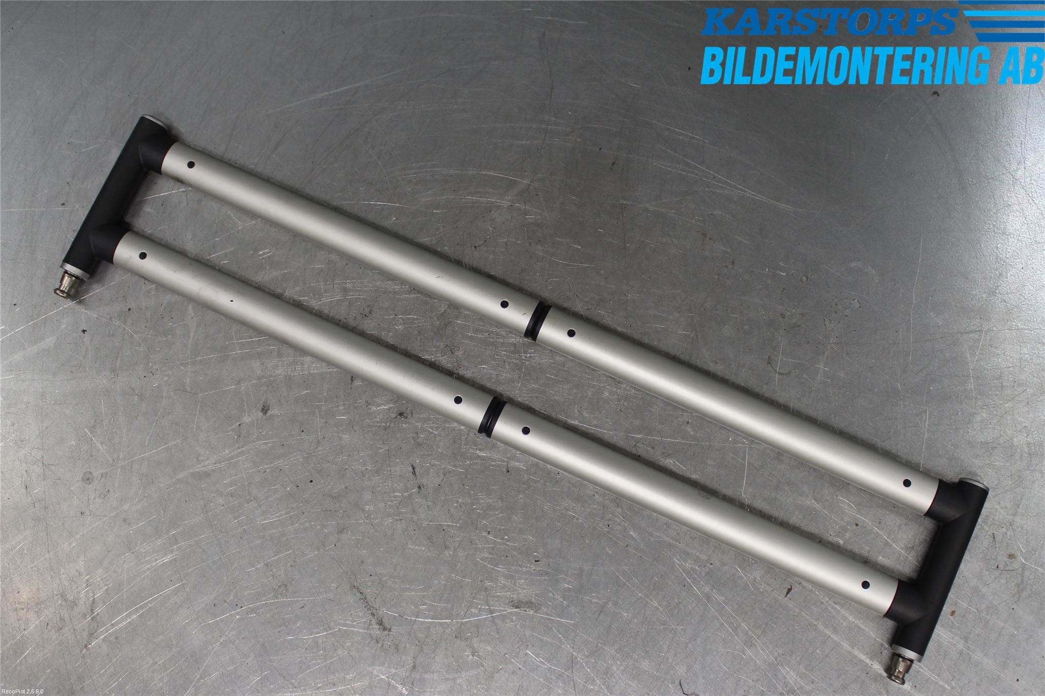 Mercedes-Benz MB C-KLASS (W204) 07-15 Lastförskjutningsskydd-Galler