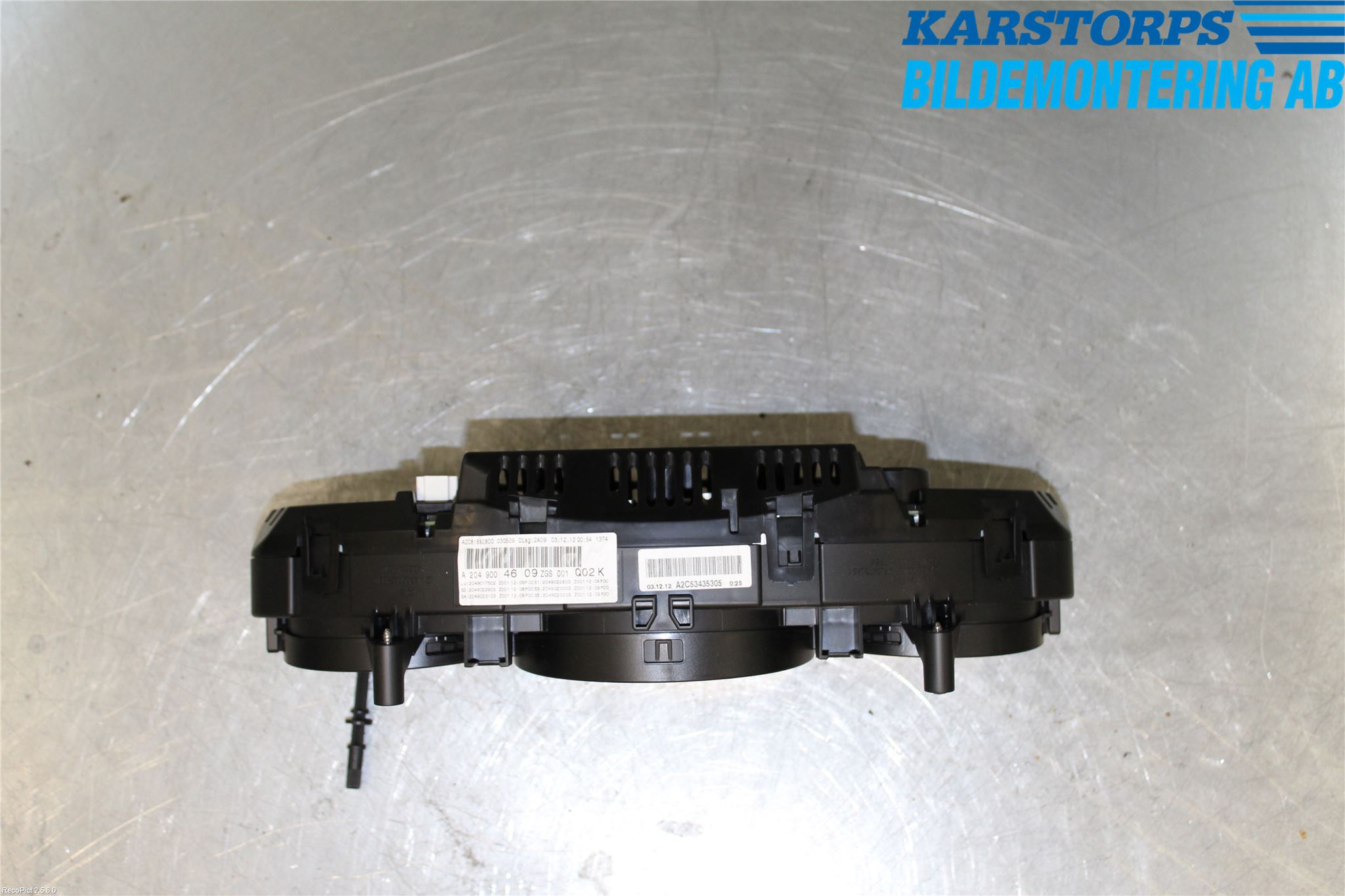 Mercedes-Benz MB C-KLASS (W204) 07-15 Instrument Komb