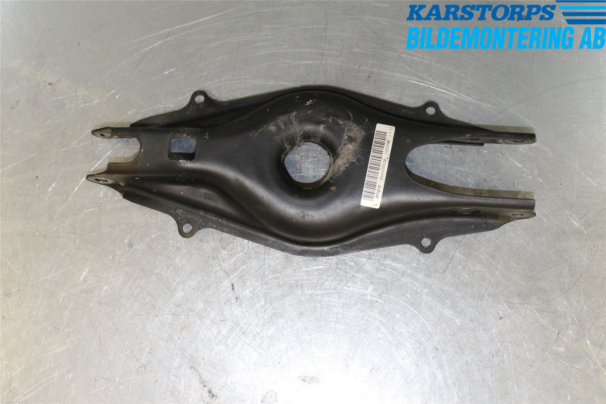 Mercedes-Benz MB C-KLASS (W204) 07-15 Bärarm Bak Vänster
