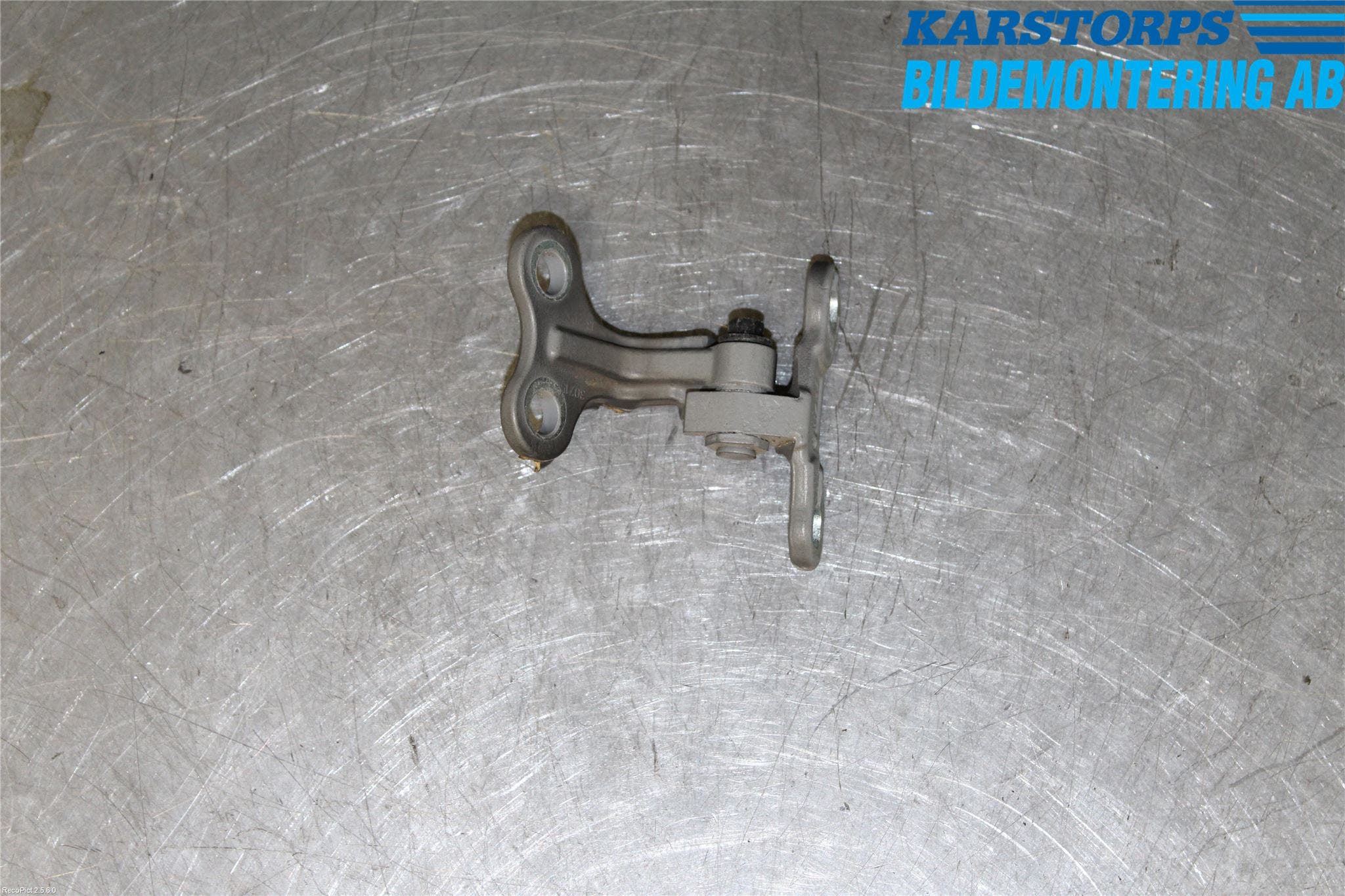 Volvo S40 04-07 Dörrgångjärn