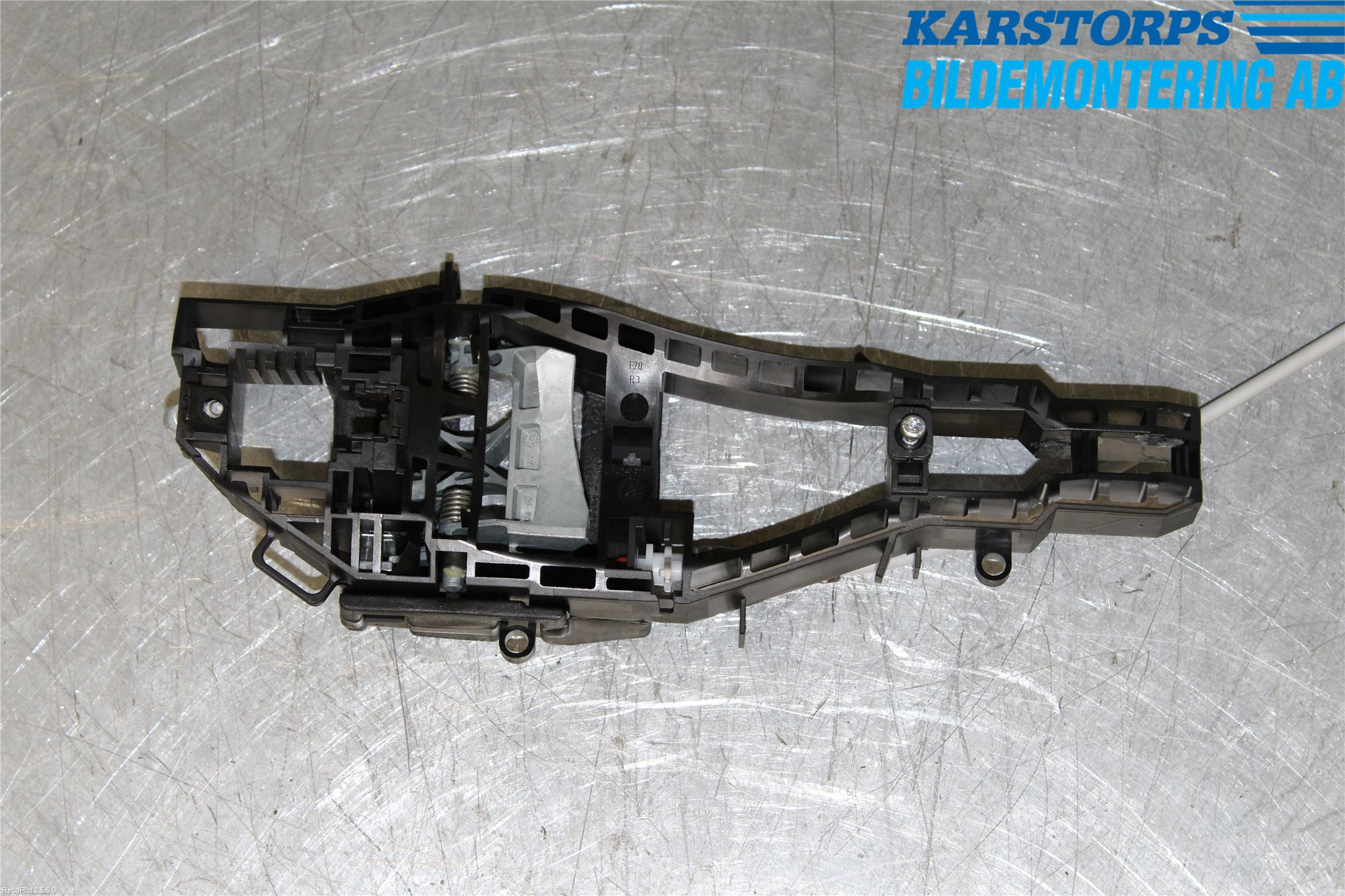 BMW 1 F20/F21 11-19 Dörrhandtag Yttre Hö