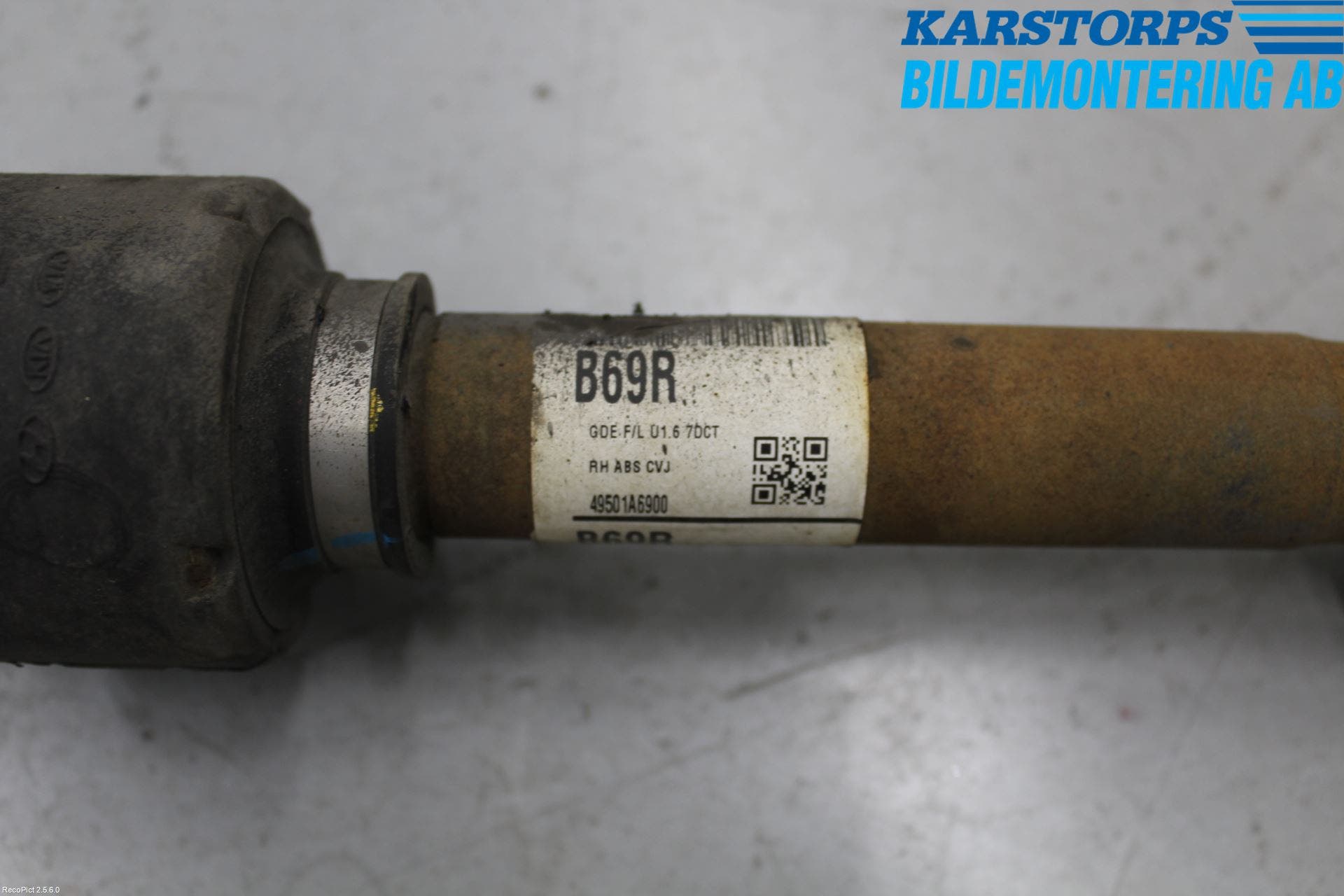 Kia CEED 12-18 Drivaxel Fram Höger