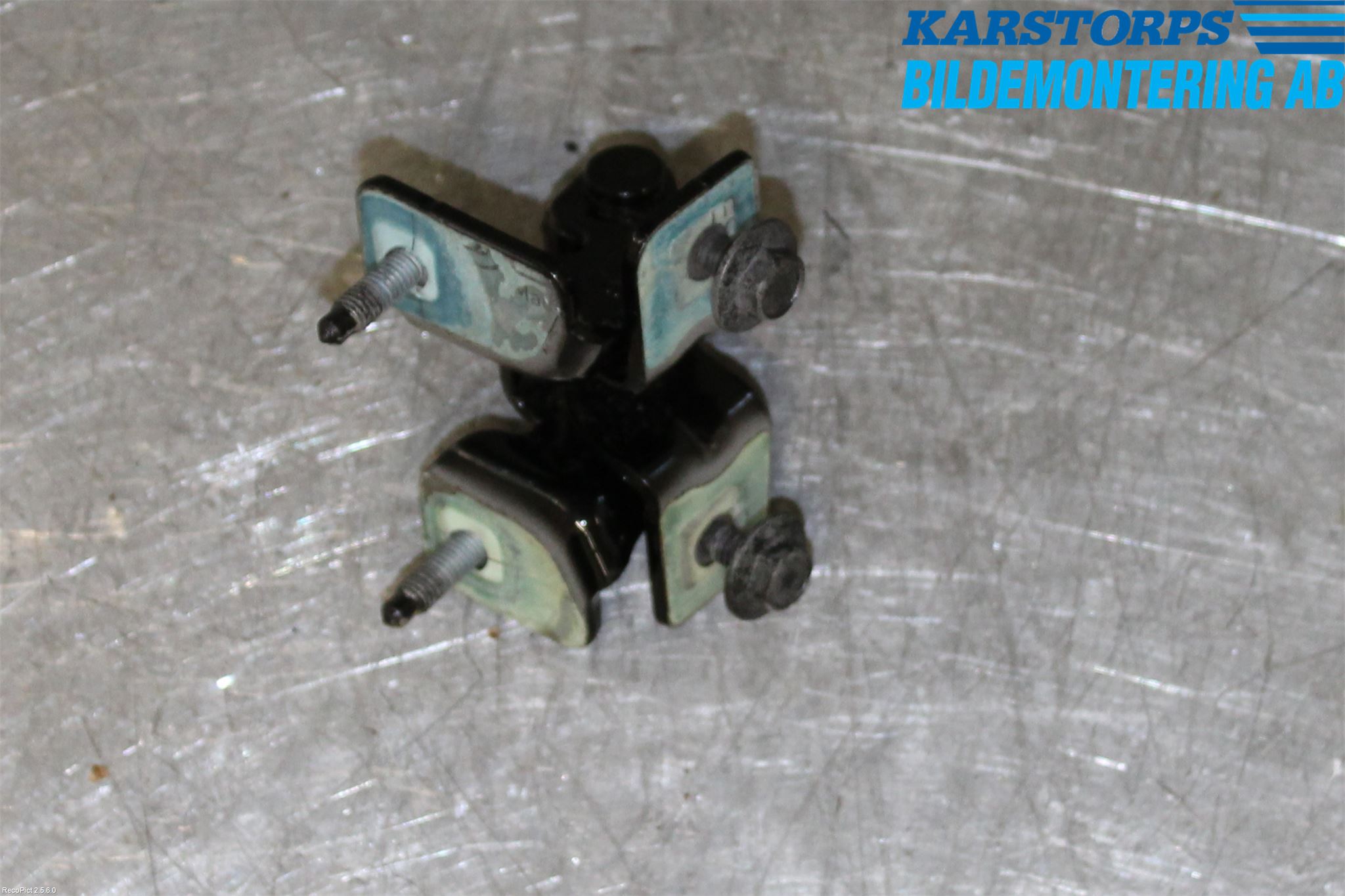 Mercedes-Benz MB B-KLASS (W246/W242) 12-19 Bakluckegångjärn Hö