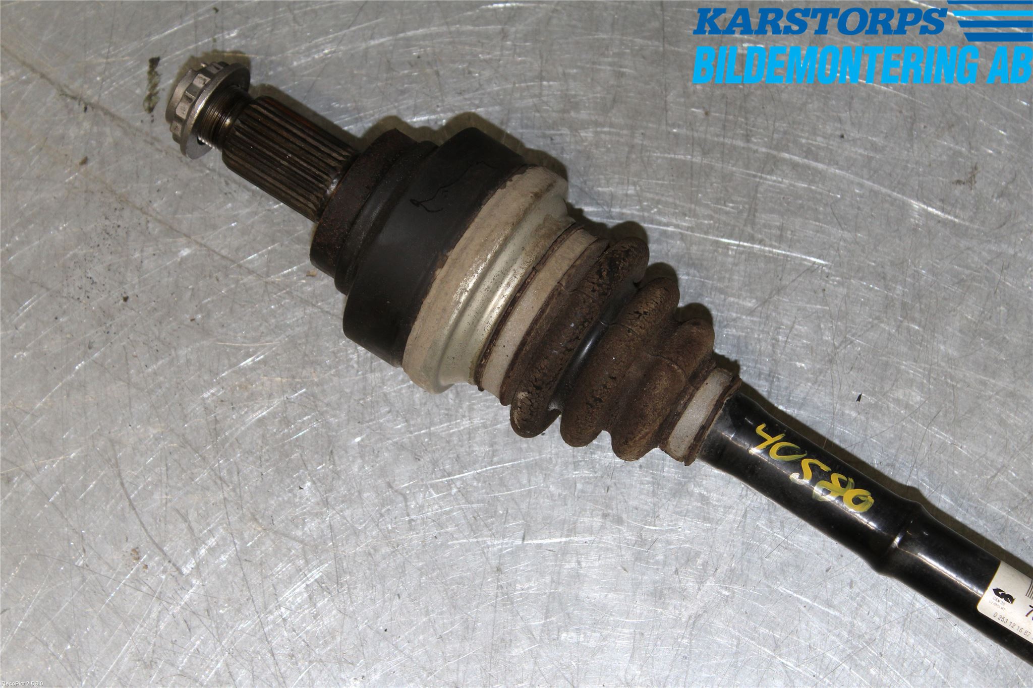 BMW 1 F20/F21 11-19 Drivaxel Bak Vänster