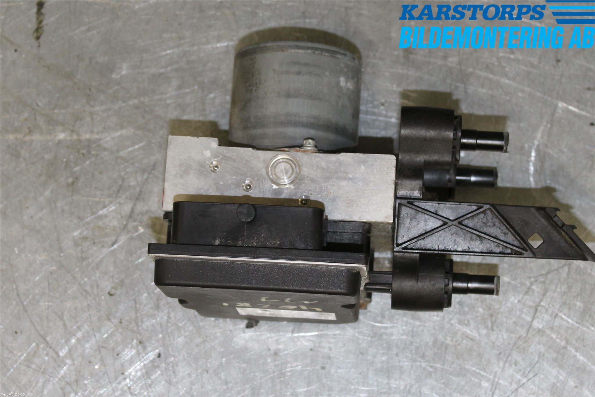 Mercedes-Benz MB E-KLASS (W212) 09-16 Abs Hydraulaggregat