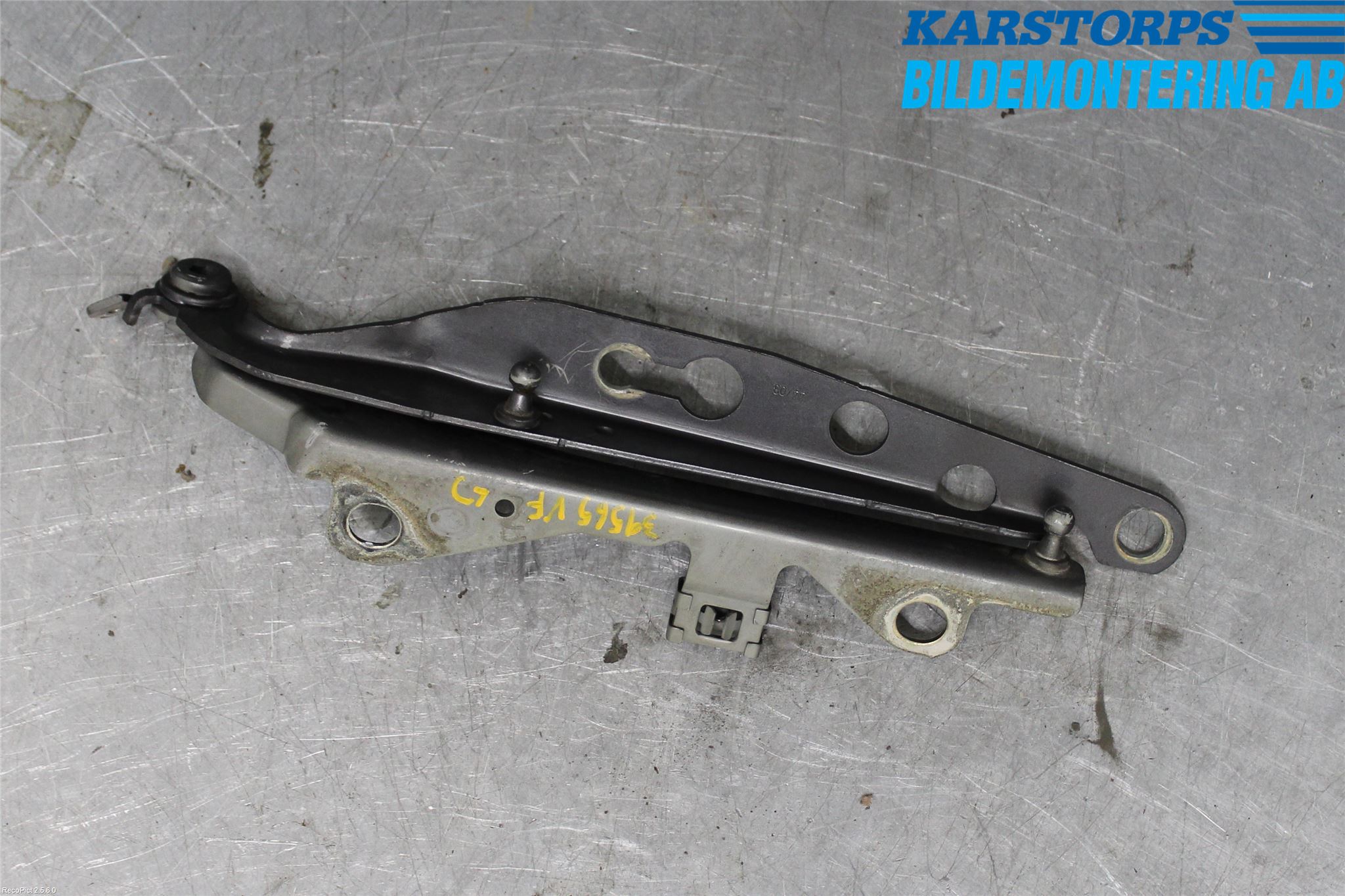 Volvo S60 01-04 Huvgångjärn