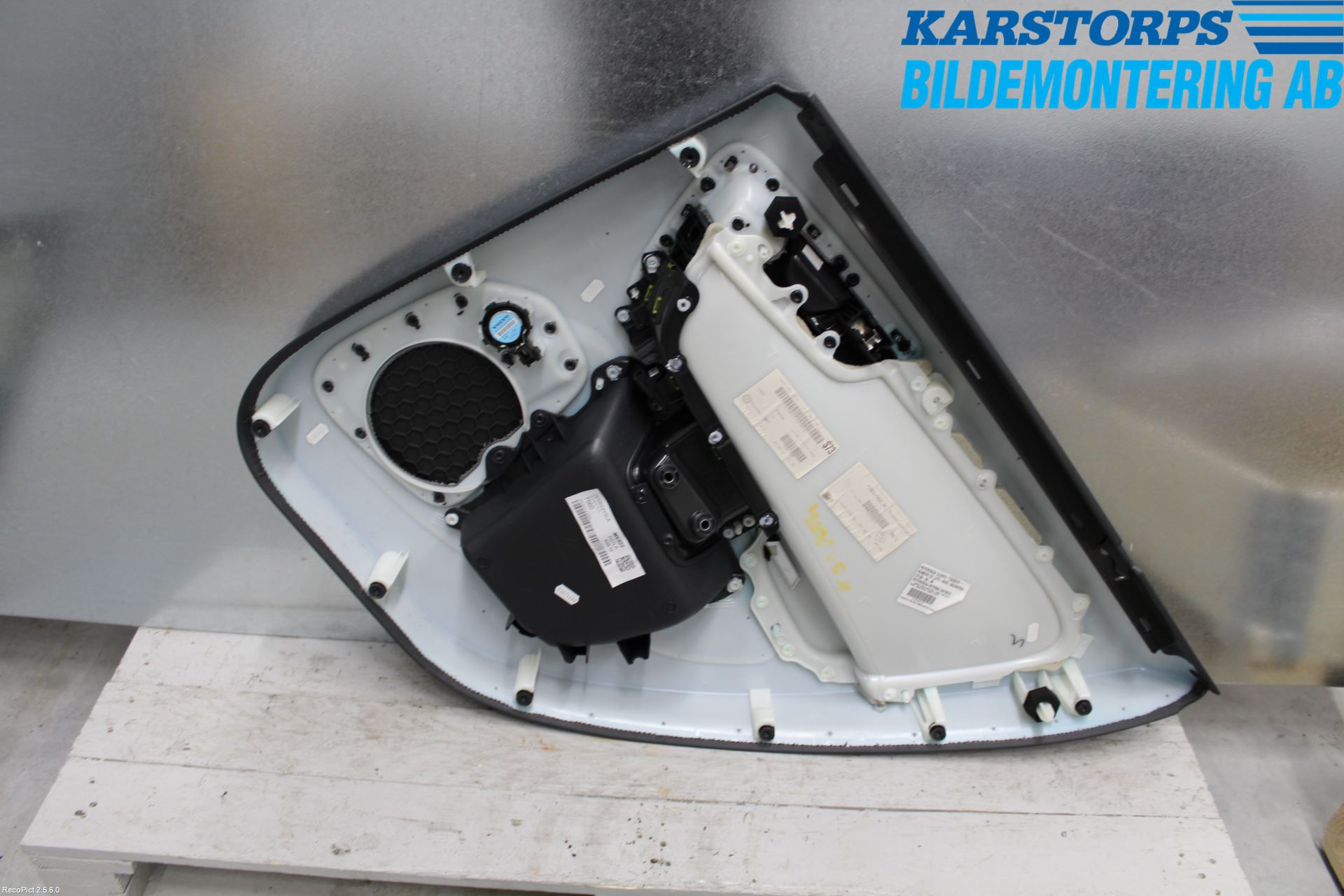 Volvo S60 11-13 Dörrklädsel Vä