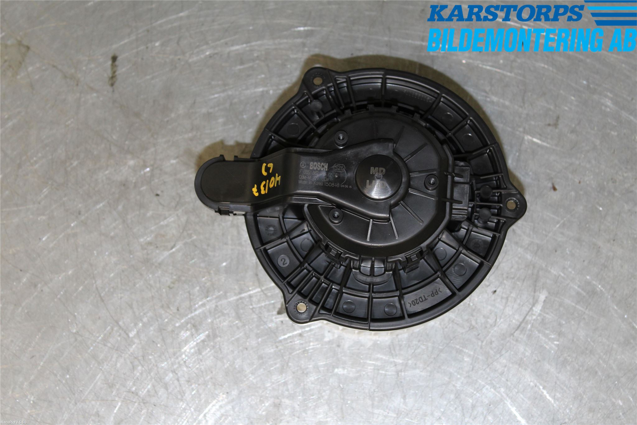 Kia CEED 12-18 Värmefläkt