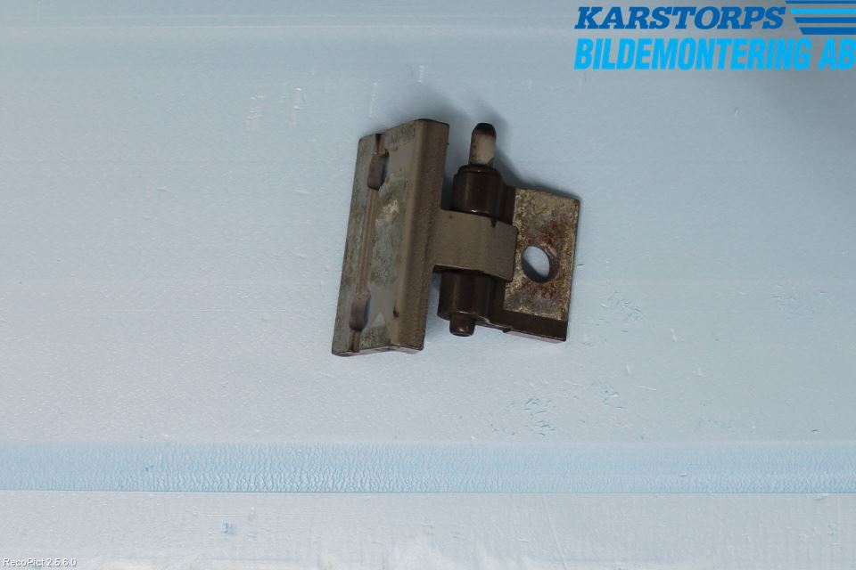 Volvo XC70 05-07 Dörrgångjärn