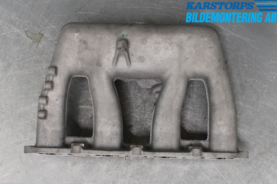 Saab 9-5     06-10 Grenrör Insug