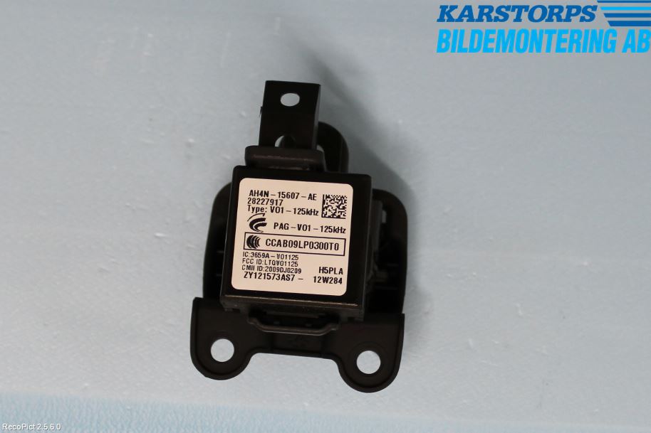 Volvo S60 11-13 Startspärrskontakt