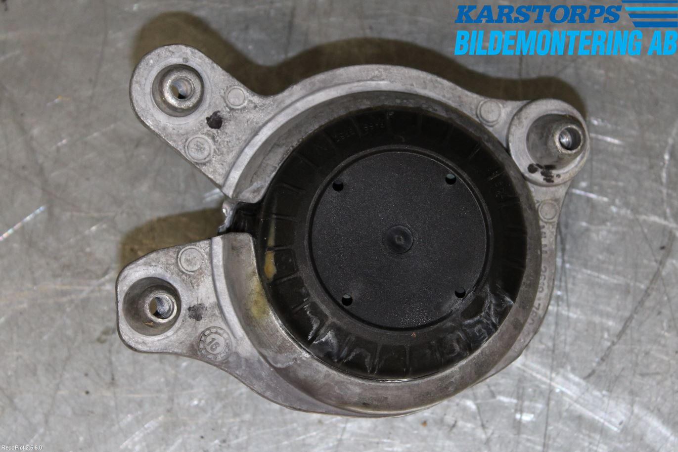 Mercedes-Benz MB C-KLASS (W205) 14-21 Motorkudde