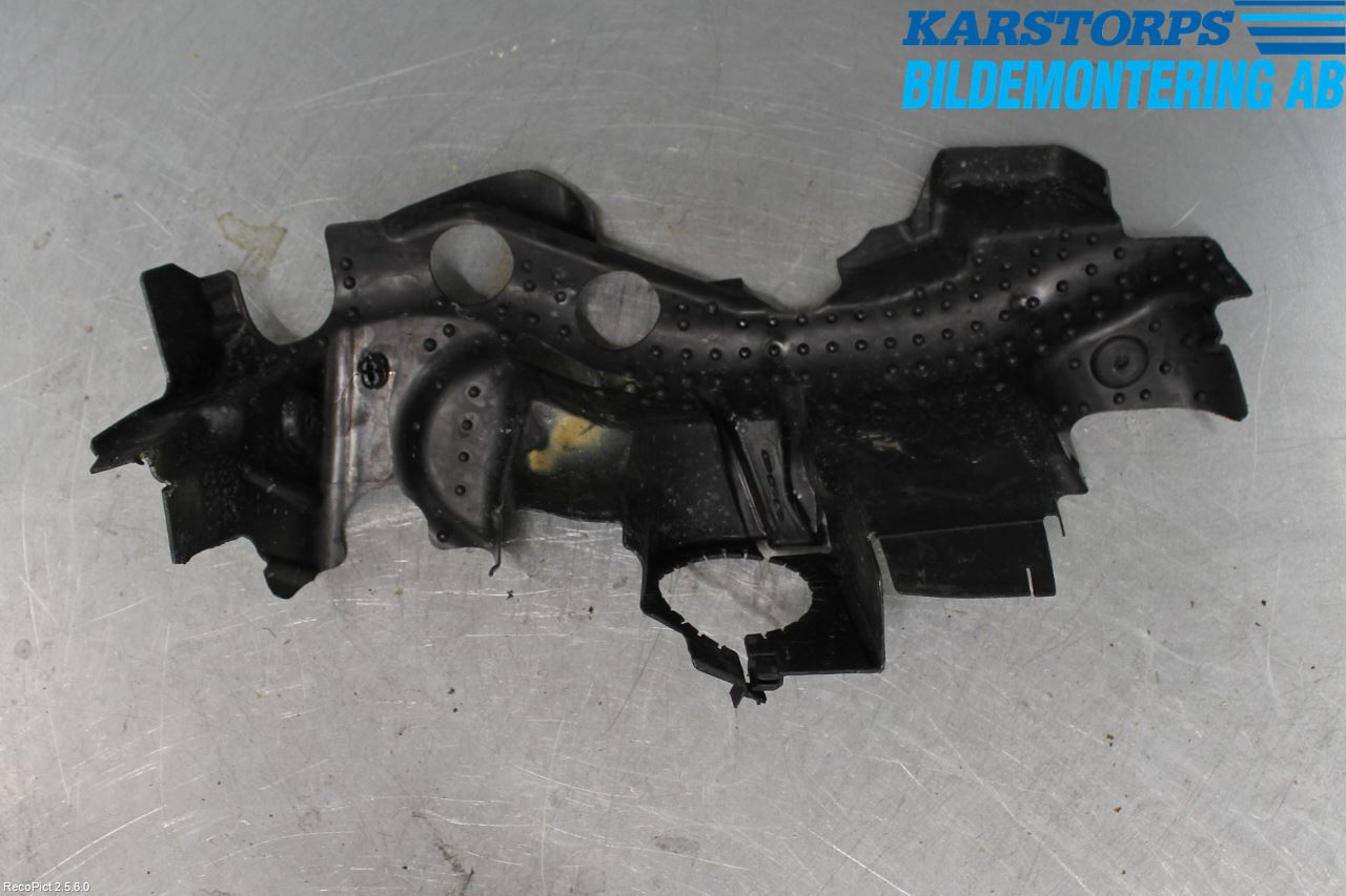 Mercedes-Benz MB C-KLASS (W205) 14-21 Deflektor Plåt-Plast Kylning