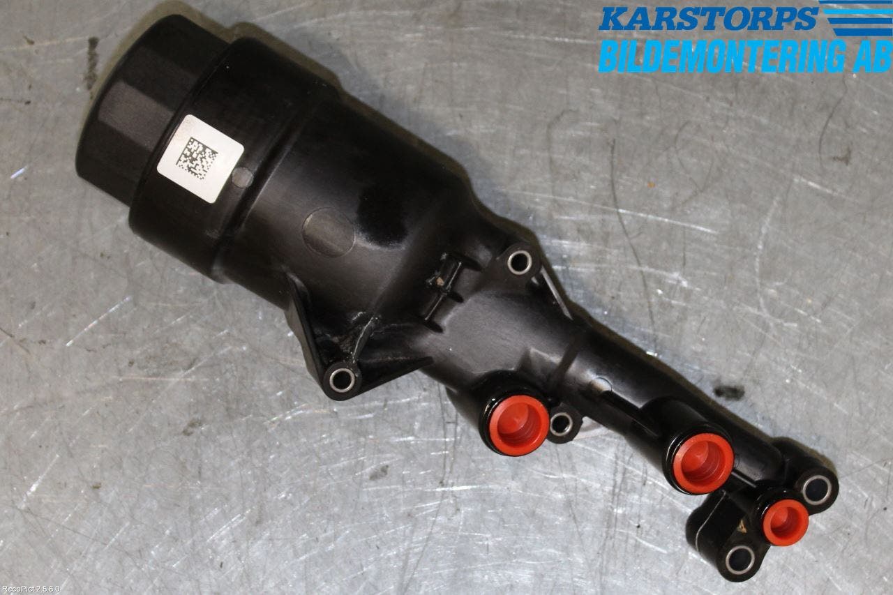 Mercedes-Benz MB C-KLASS (W205) 14-21 Oljefilterhållare