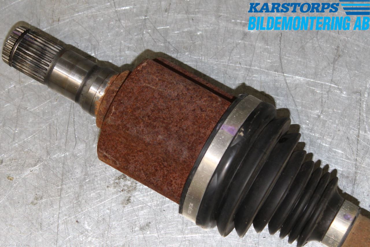 Volvo S80 14-16 Drivaxel Fram Vänster