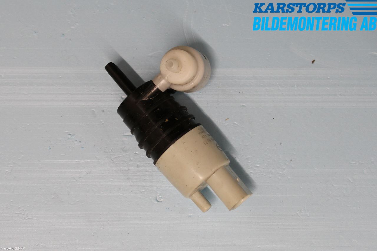 Mercedes-Benz MB C-KLASS (W205) 14-21 Spolarpump Vindruta