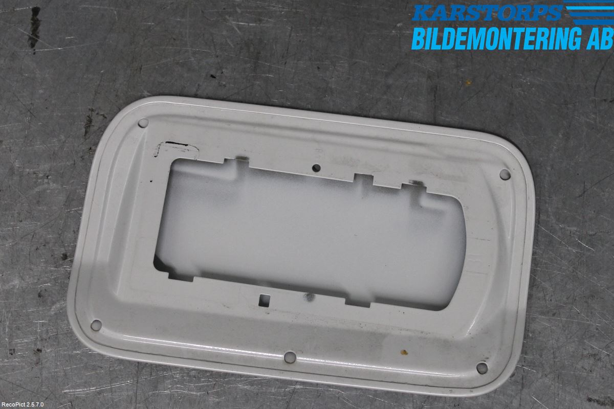 BMW 3 F30/F31/F80 12-19 Tanklucka