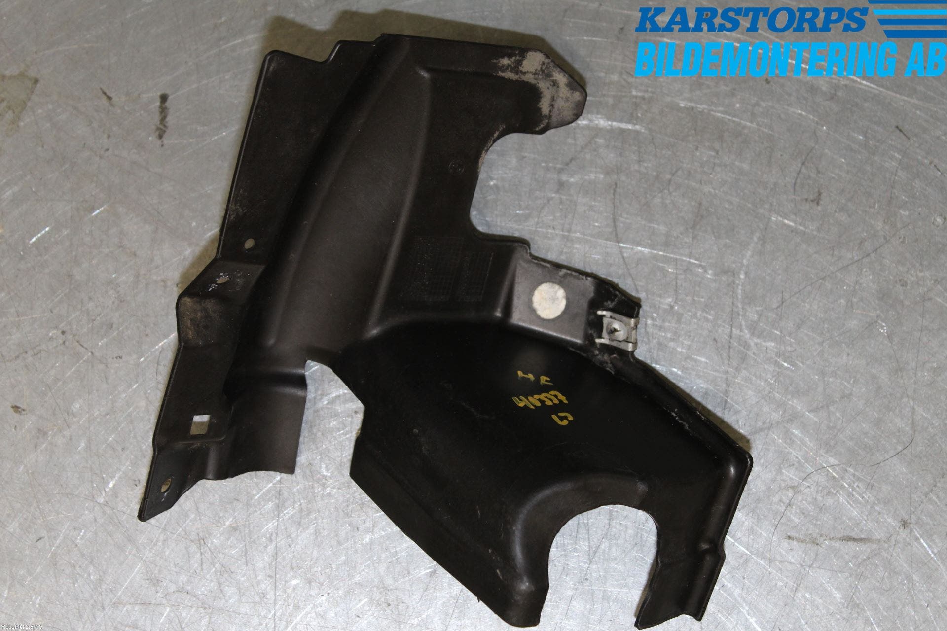 BMW 3 F30/F31/F80 12-19 Deflektor Plåt-Plast Kylning