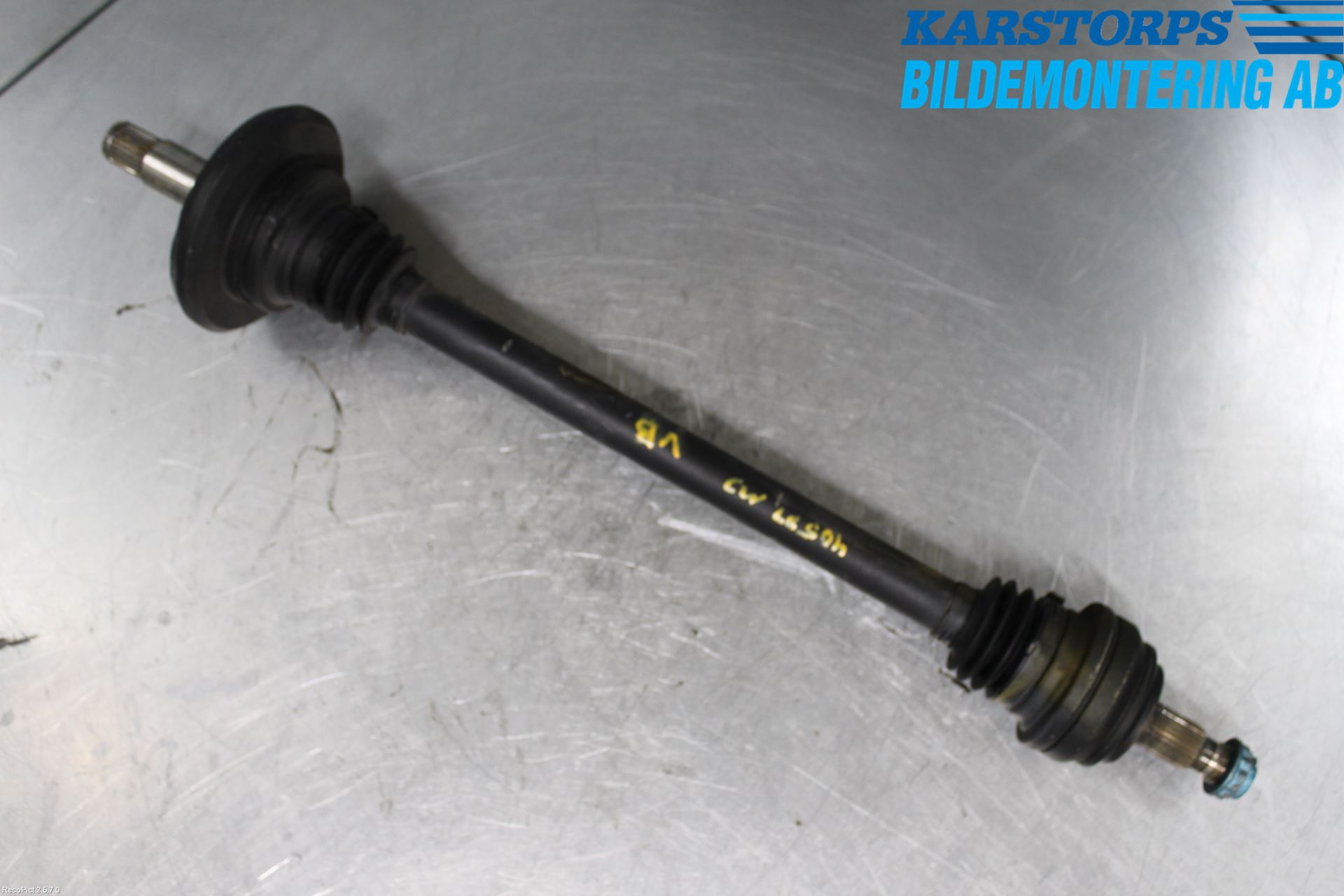 Mercedes-Benz MB C-KLASS (W205) 14-21 Drivaxel Bak Vänster