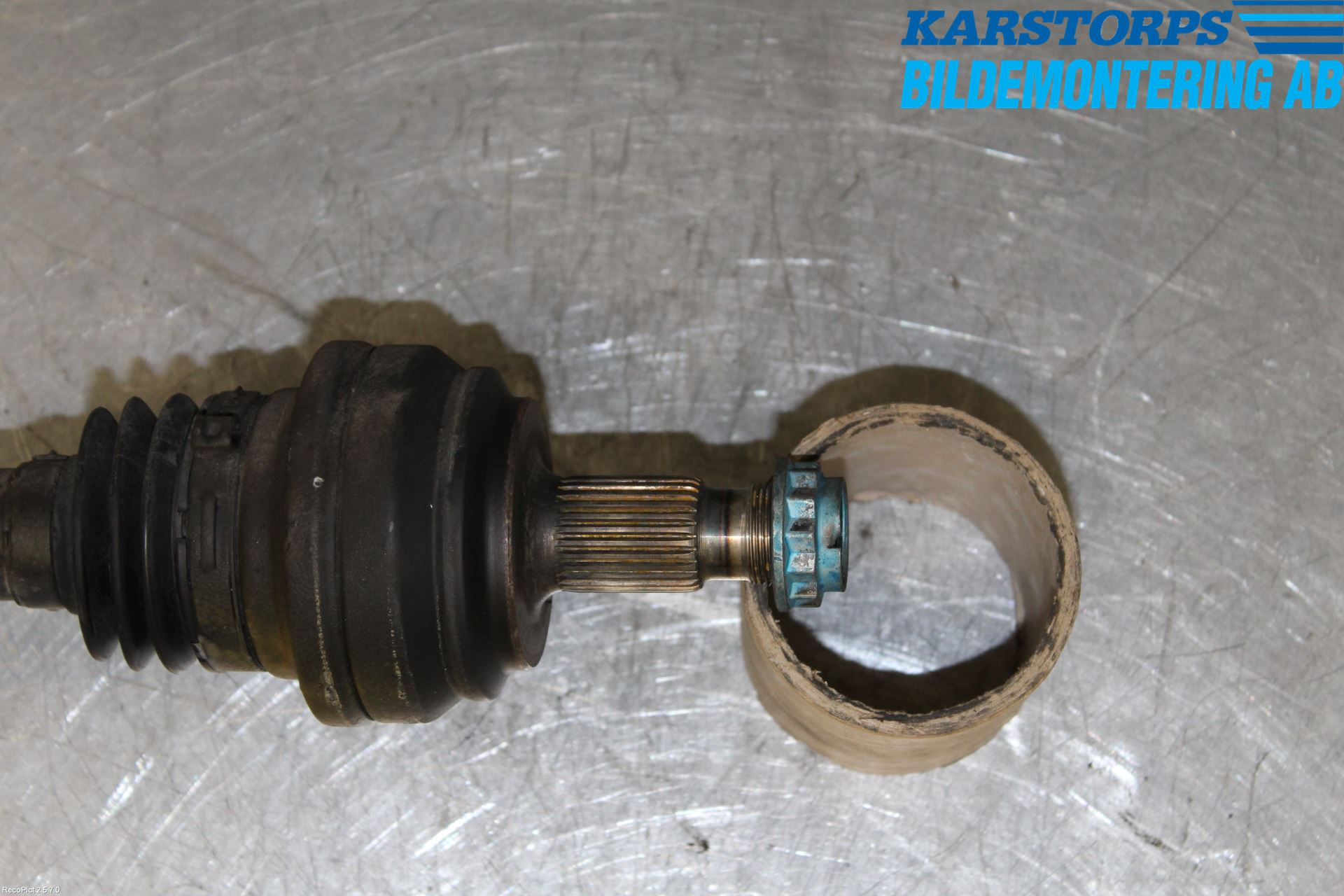 Mercedes-Benz MB C-KLASS (W205) 14-21 Drivaxel Bak Vänster