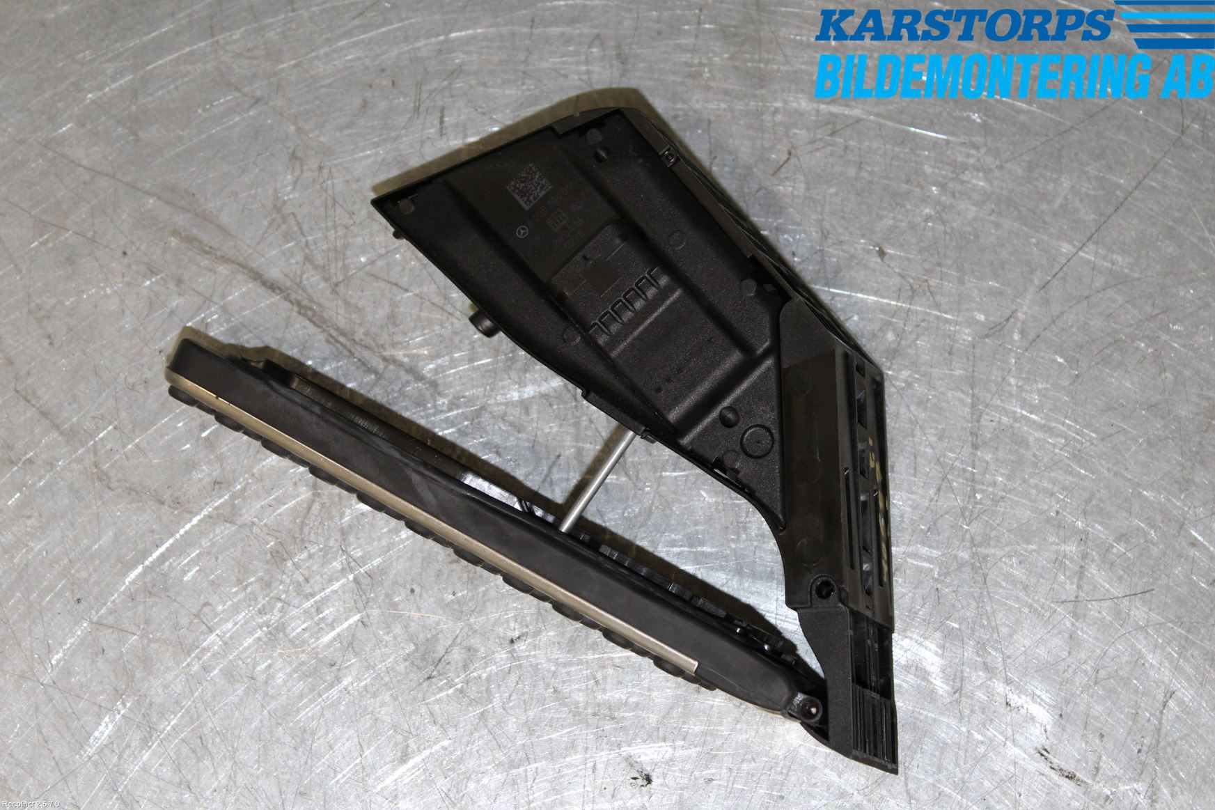 Mercedes-Benz MB C-KLASS (W205) 14-21 Gaspedal