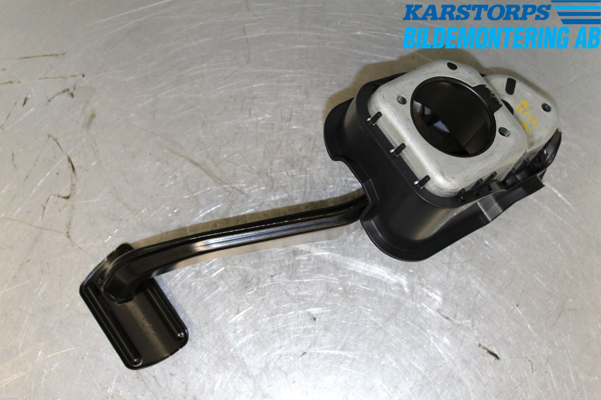 Mercedes-Benz MB C-KLASS (W205) 14-21 Bromspedal