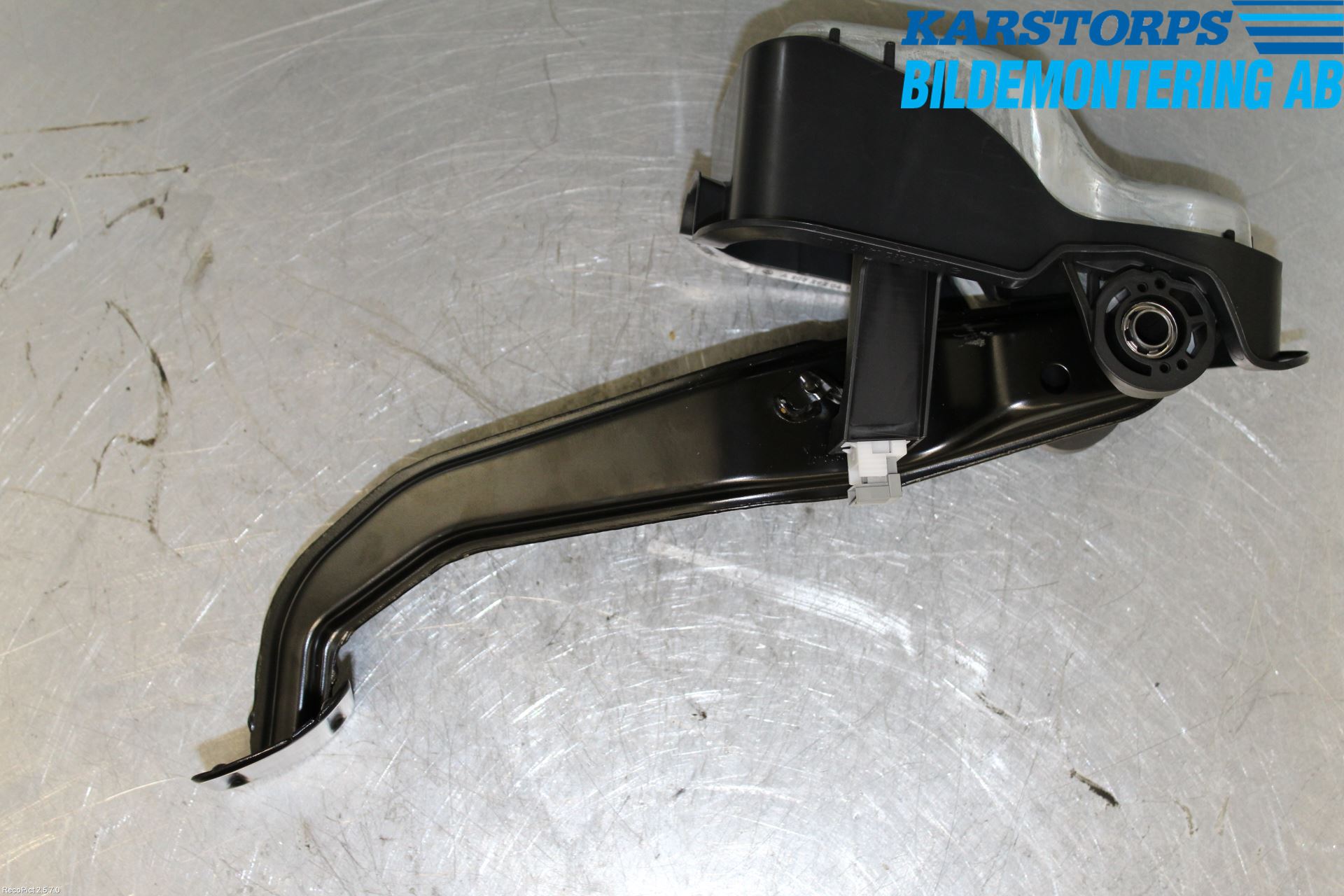 Mercedes-Benz MB C-KLASS (W205) 14-21 Bromspedal