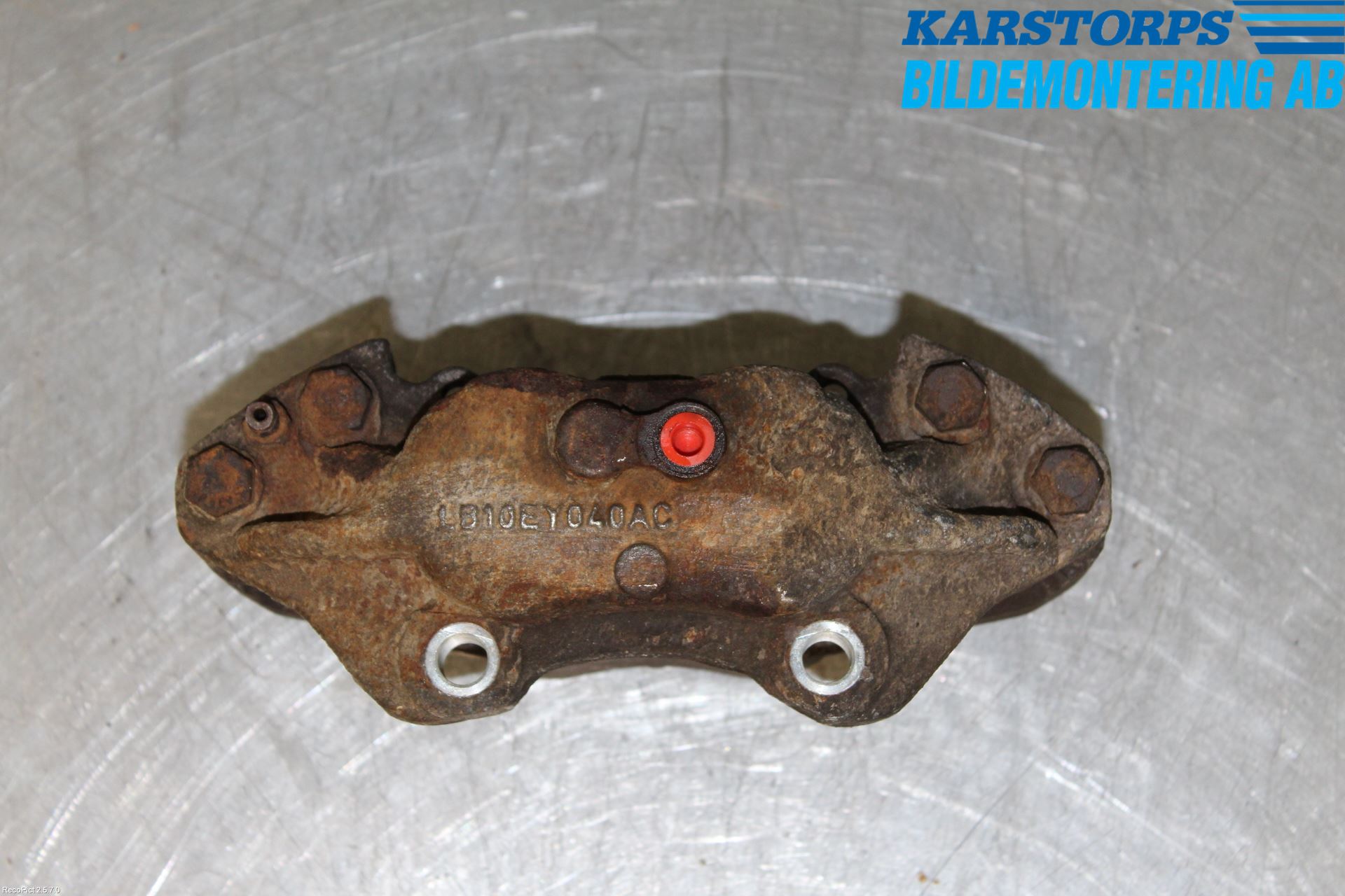 Landrover DEFENDER (L316) 07-16 Bromsok Fram Höger