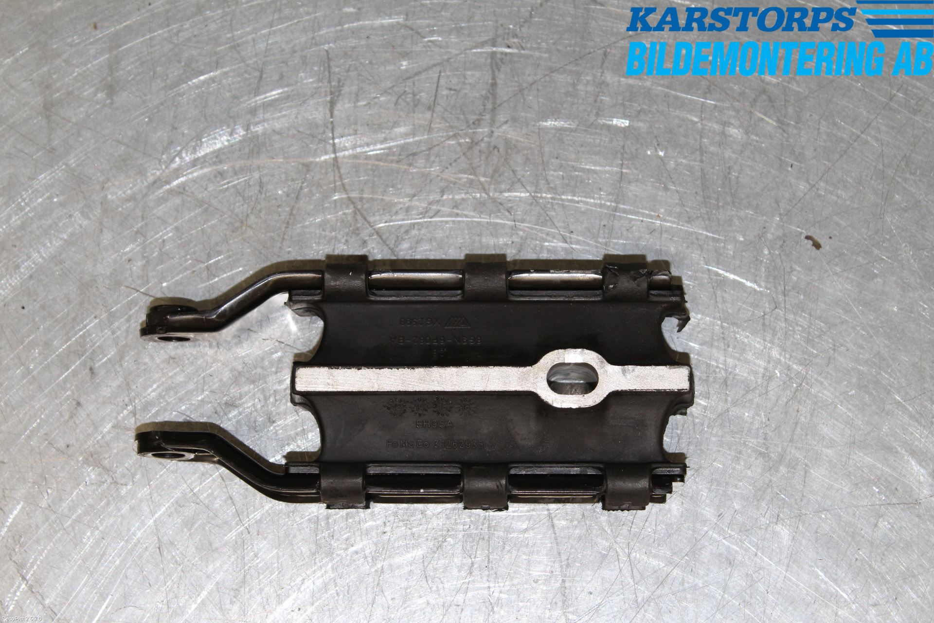 Volvo XC70 14-16 Växellådskudde