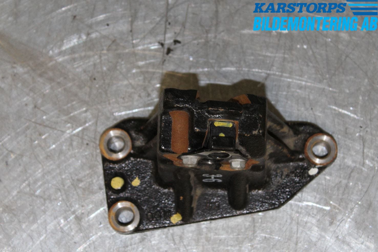 Kia CEED 12-18 Växellådsfäste