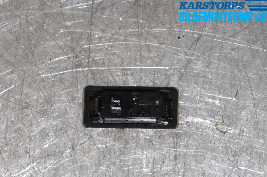BMW 3 F30/F31/F80 12-19 Skylt Belysning
