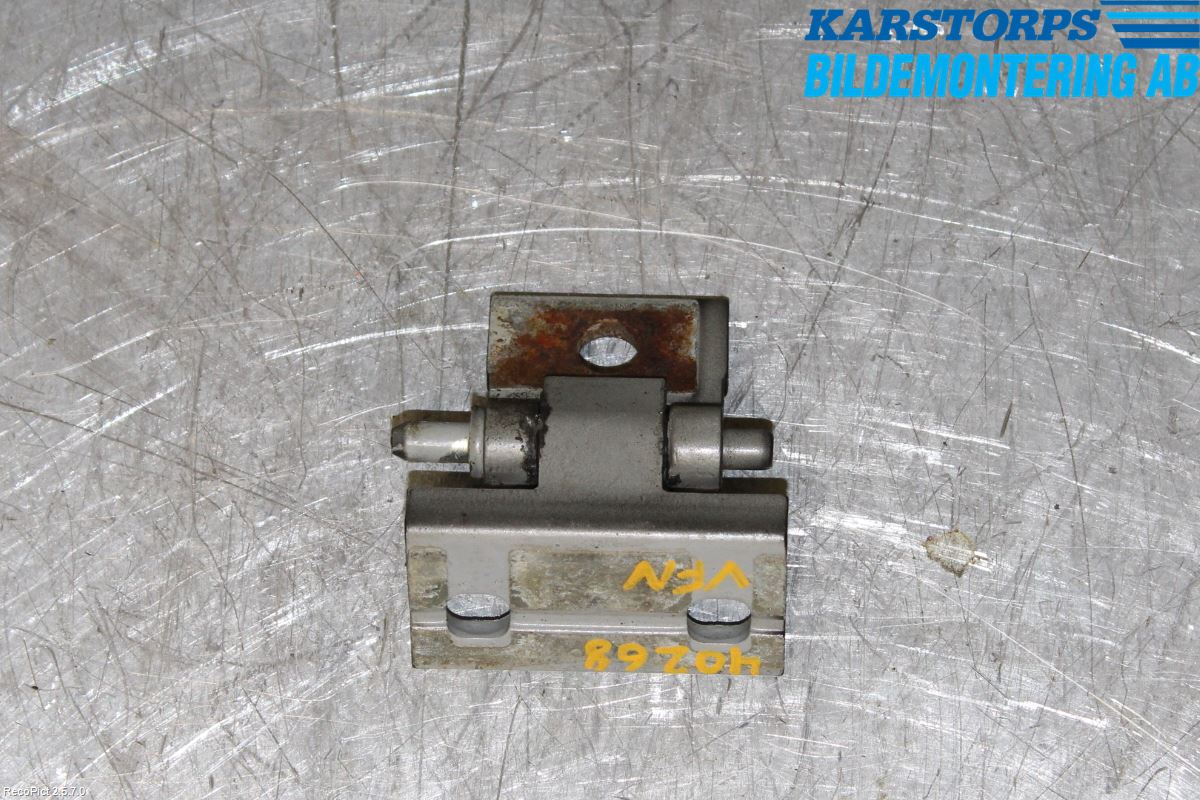 Volvo XC70 01-04 Dörrgångjärn