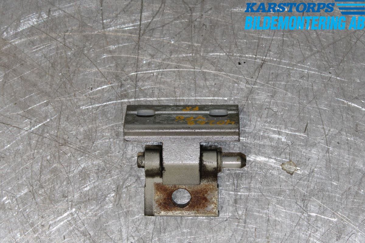 Volvo XC70 01-04 Dörrgångjärn