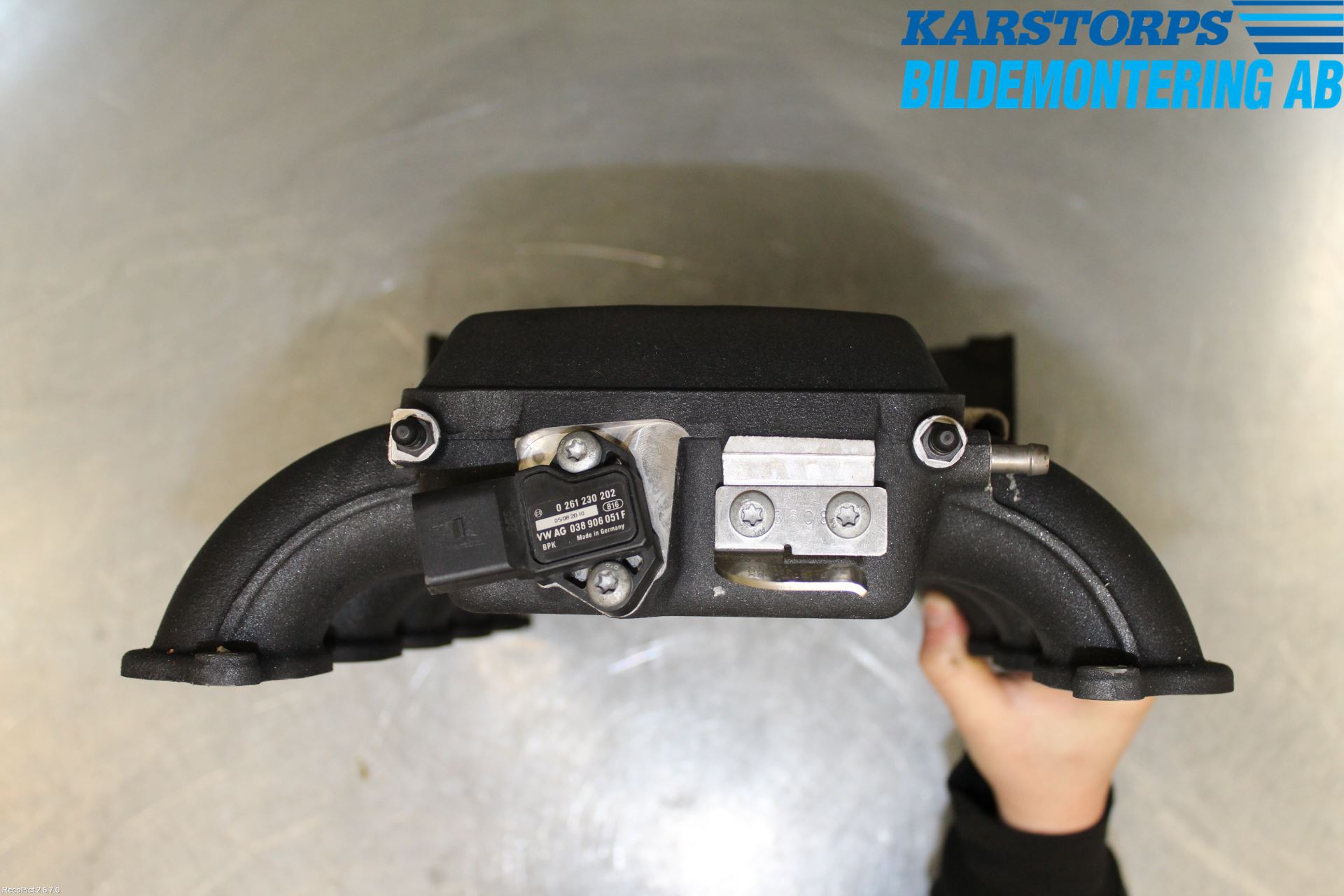 Audi A6/S6     05-11 Grenrör Insug