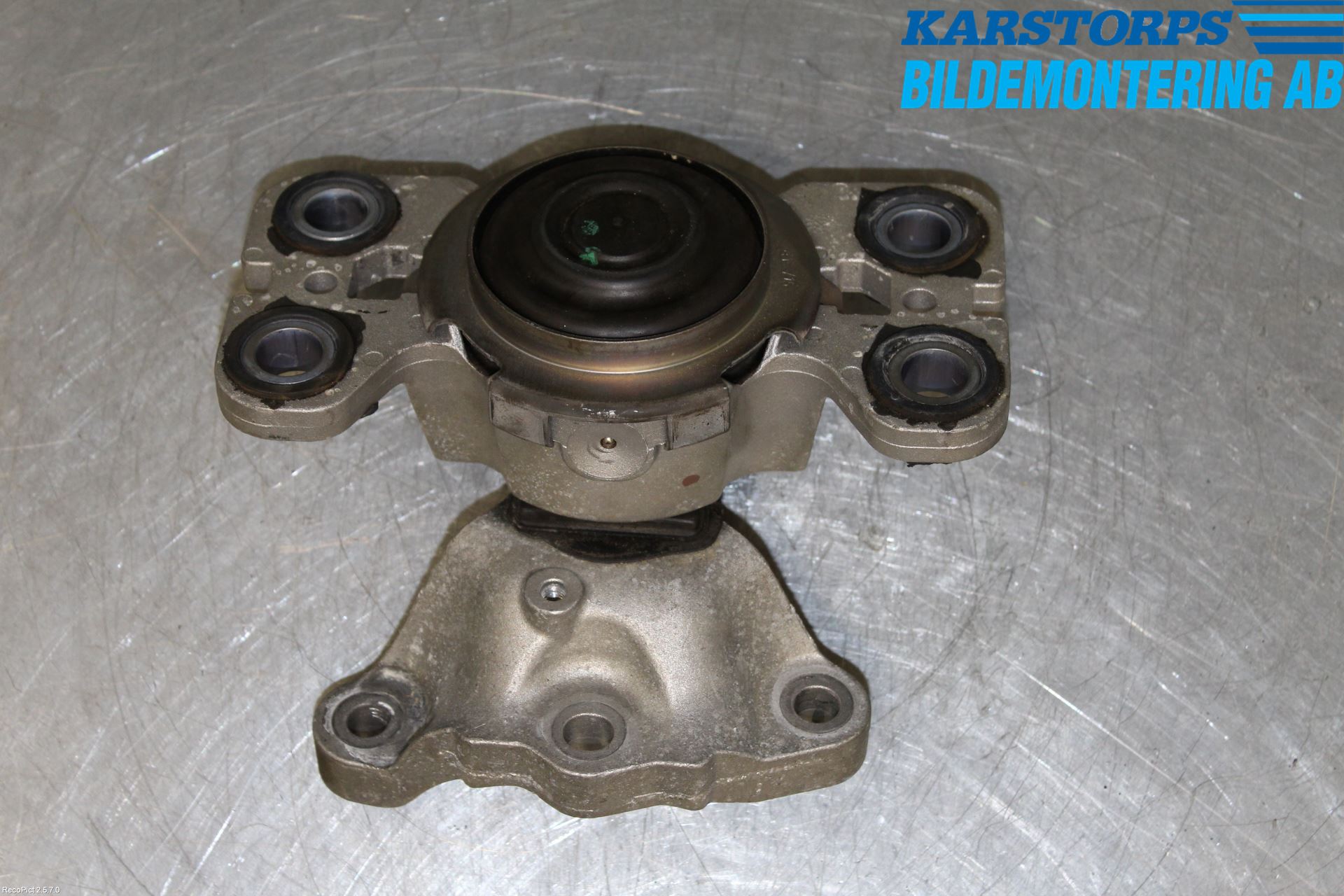 Volvo V70 14-16 Motorkudde