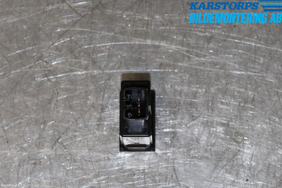 Toyota COROLLA 02-07 Strömställare Stolvärme