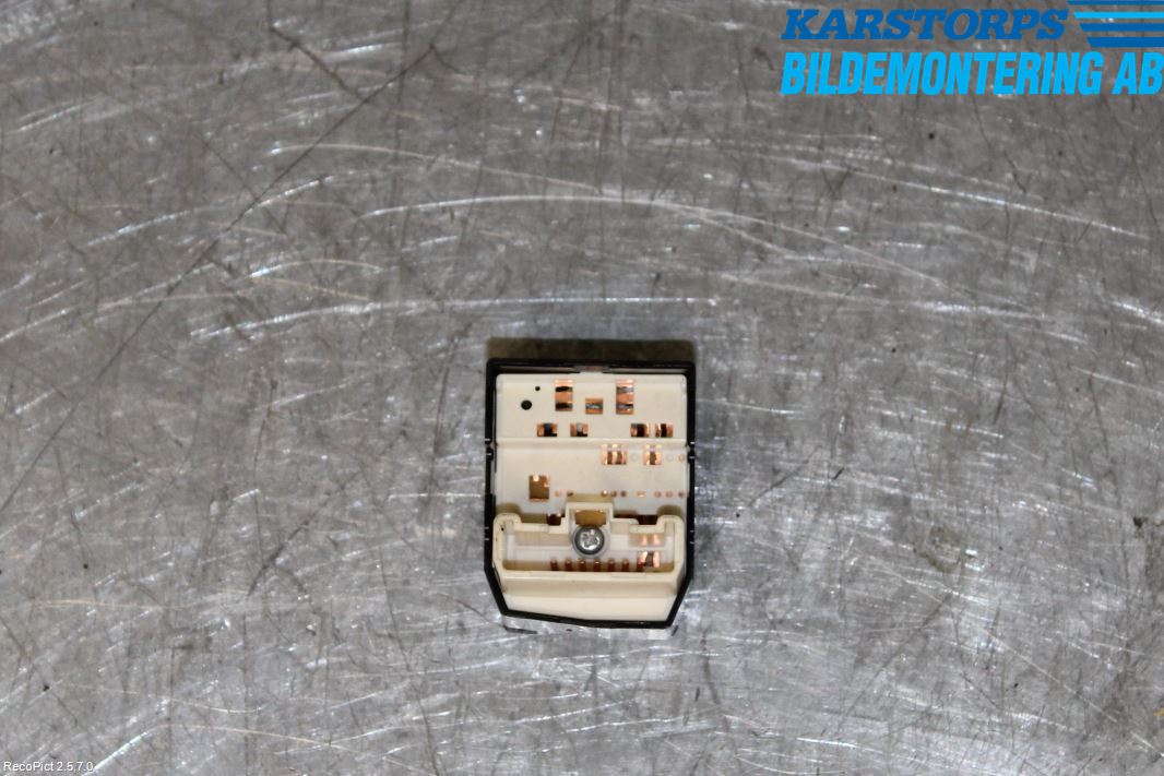 Toyota COROLLA 02-07 Strömställare Spegel