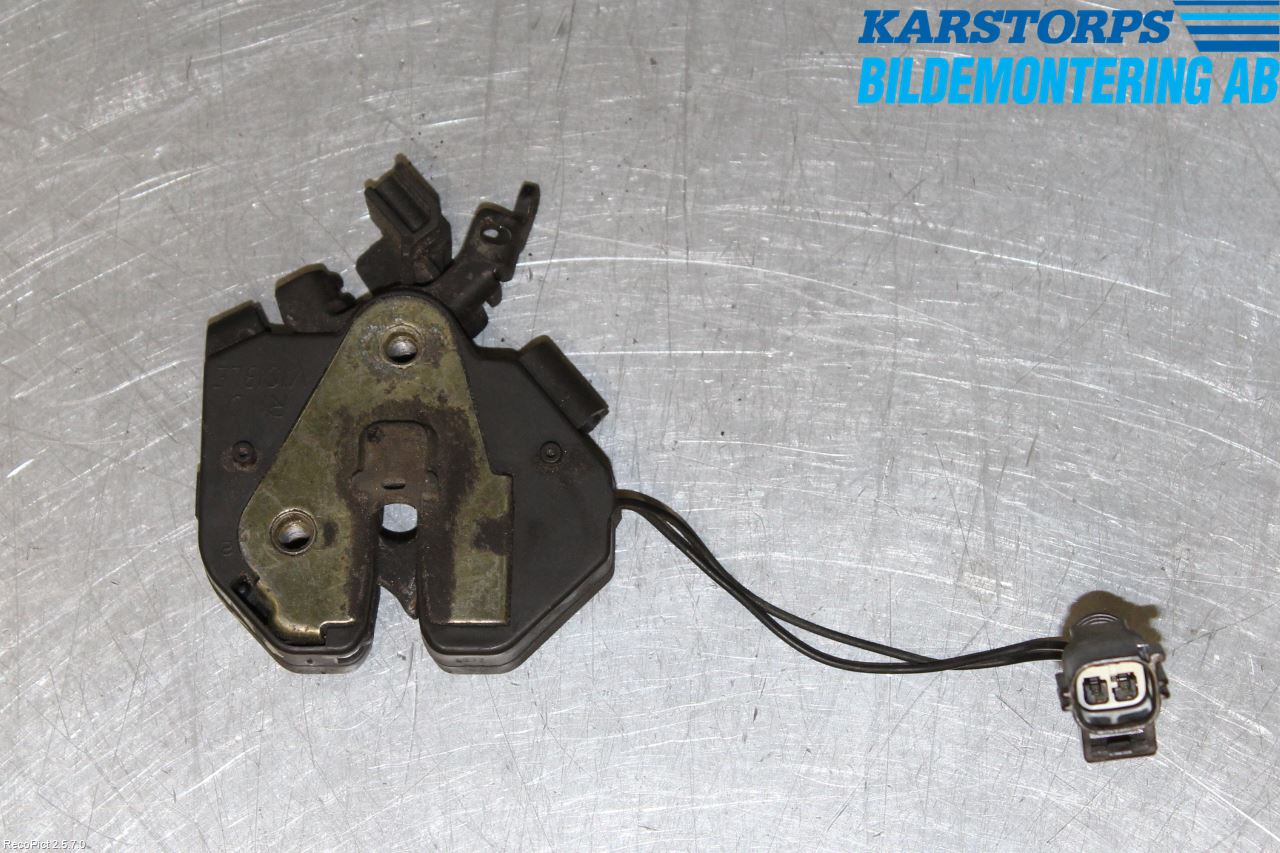 Volvo S80 99-03 Huvlås