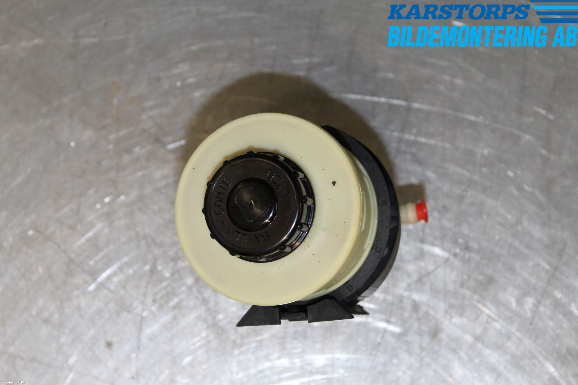 Renault TRAFIC   02-14 Styrservooljebehållare