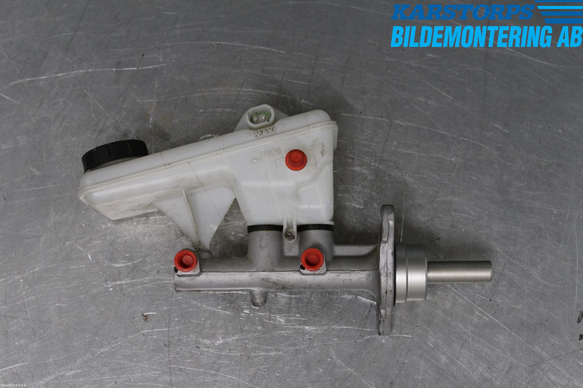 Renault TRAFIC   02-14 Broms Huvudcylinder