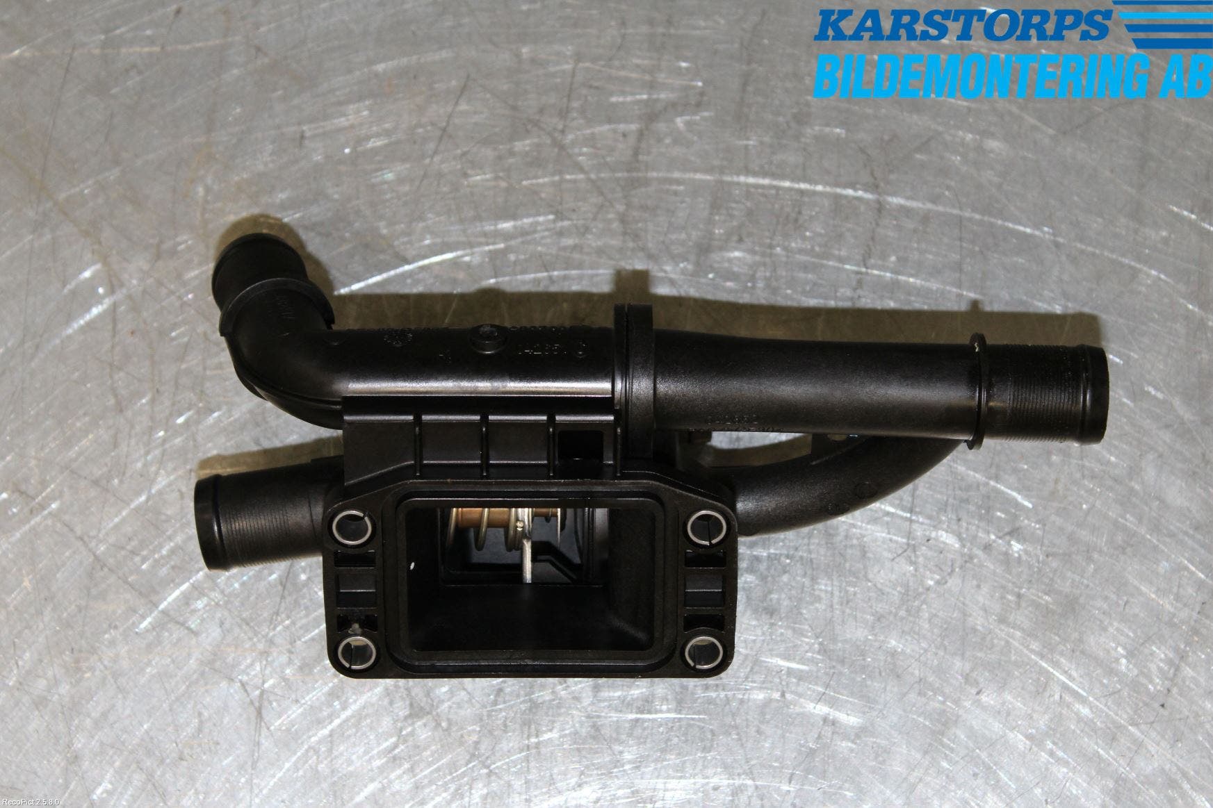 Volvo V40 12-19 Termostathus-Lock