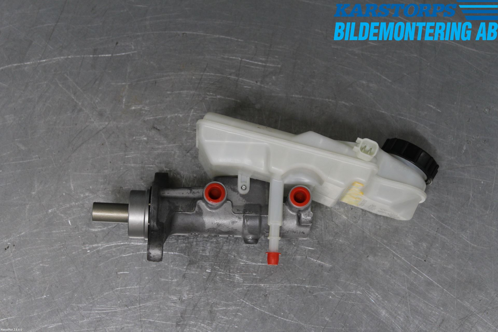 Volvo V40 12-19 Broms Huvudcylinder